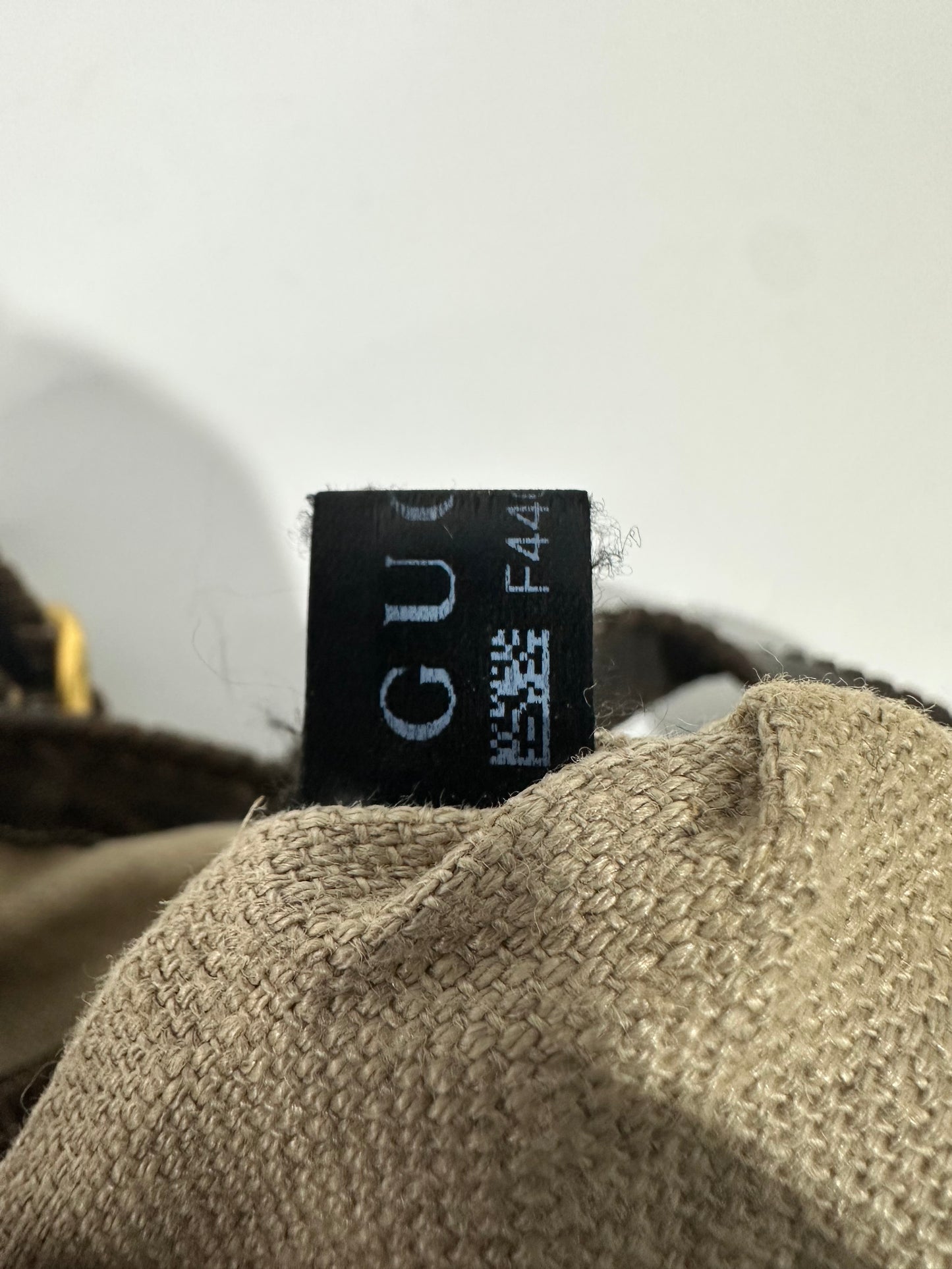 GUCCI
Beige/Ebony GG Coated Canvas New Jackie Large Shoulder Bag