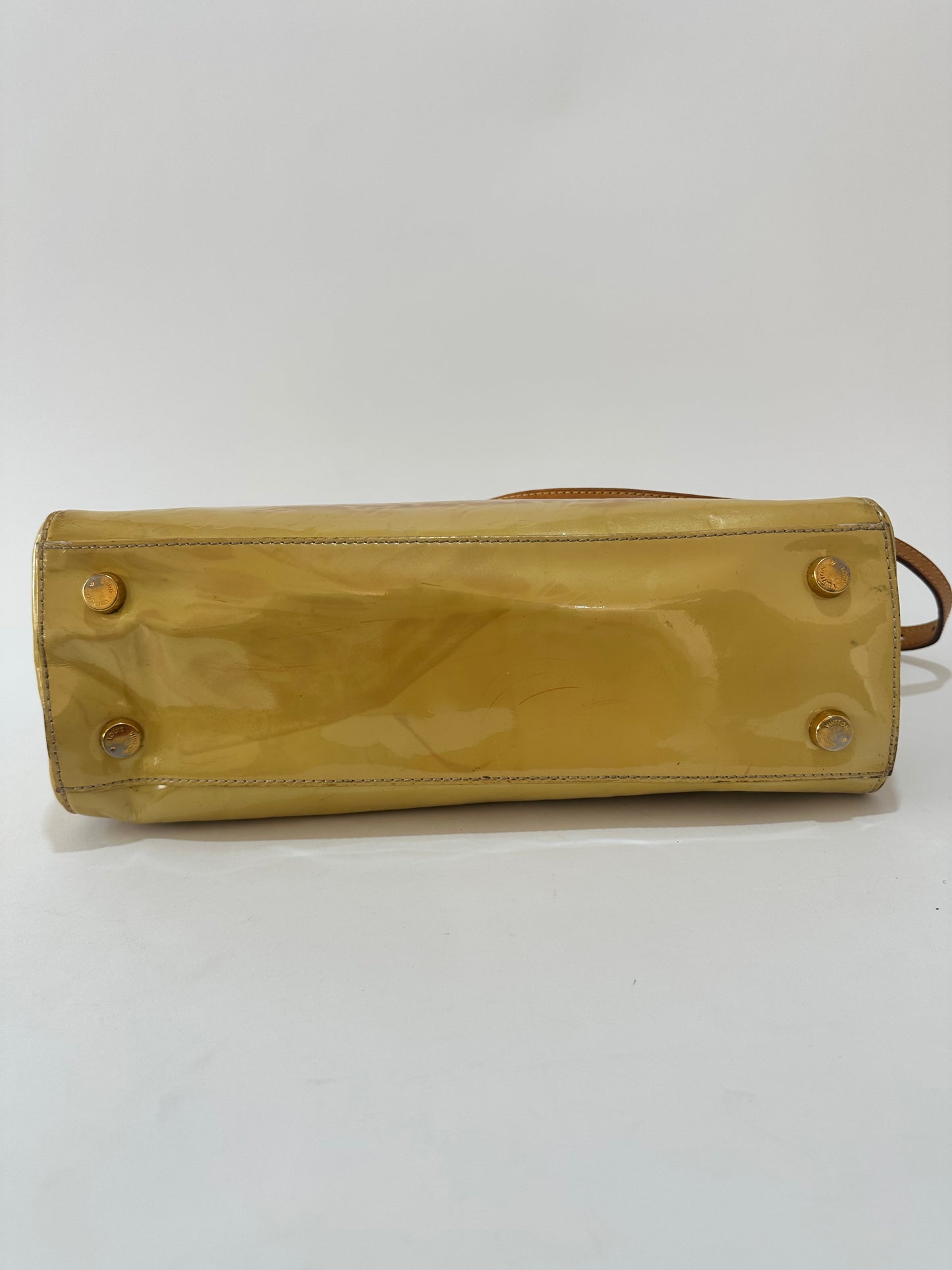 Louis Vuitton Blanc Corail Monogram Vernis Brea MM Bag
