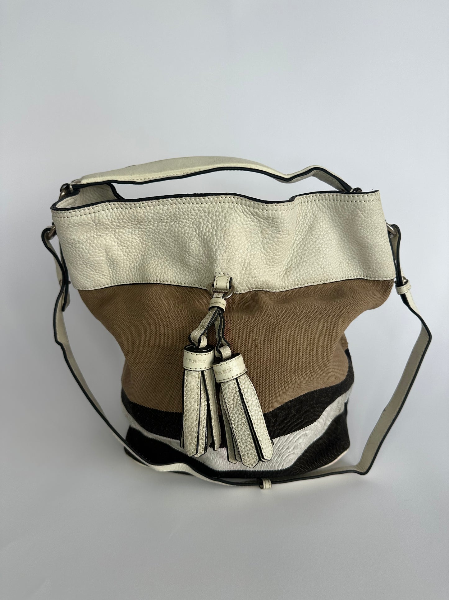 BURBERRY Ashby Medium Bucket Bag Check White