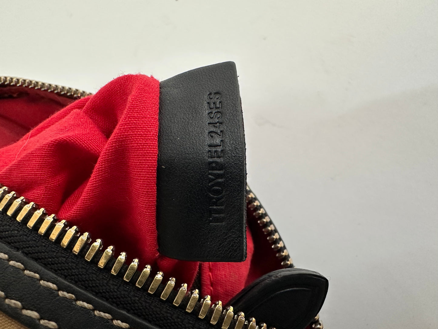 BURBERRY Black/Beige House Check Canvas and Leather Small Kennedy Barrel