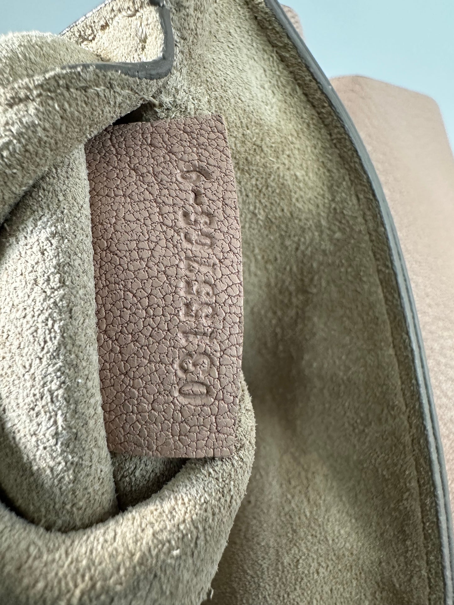 CHLOE
Grained Lambskin Mini Drew Shoulder Bag Cement Pink
