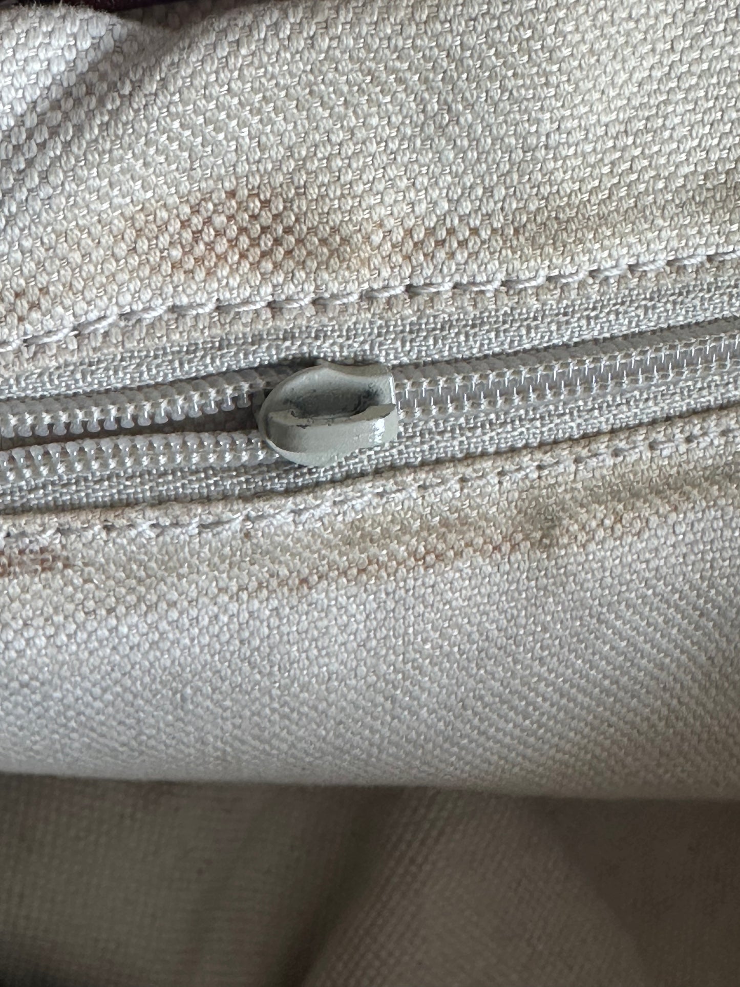 GUCCI
Diamante Medium Sukey Top Handle Bag Beige Brown