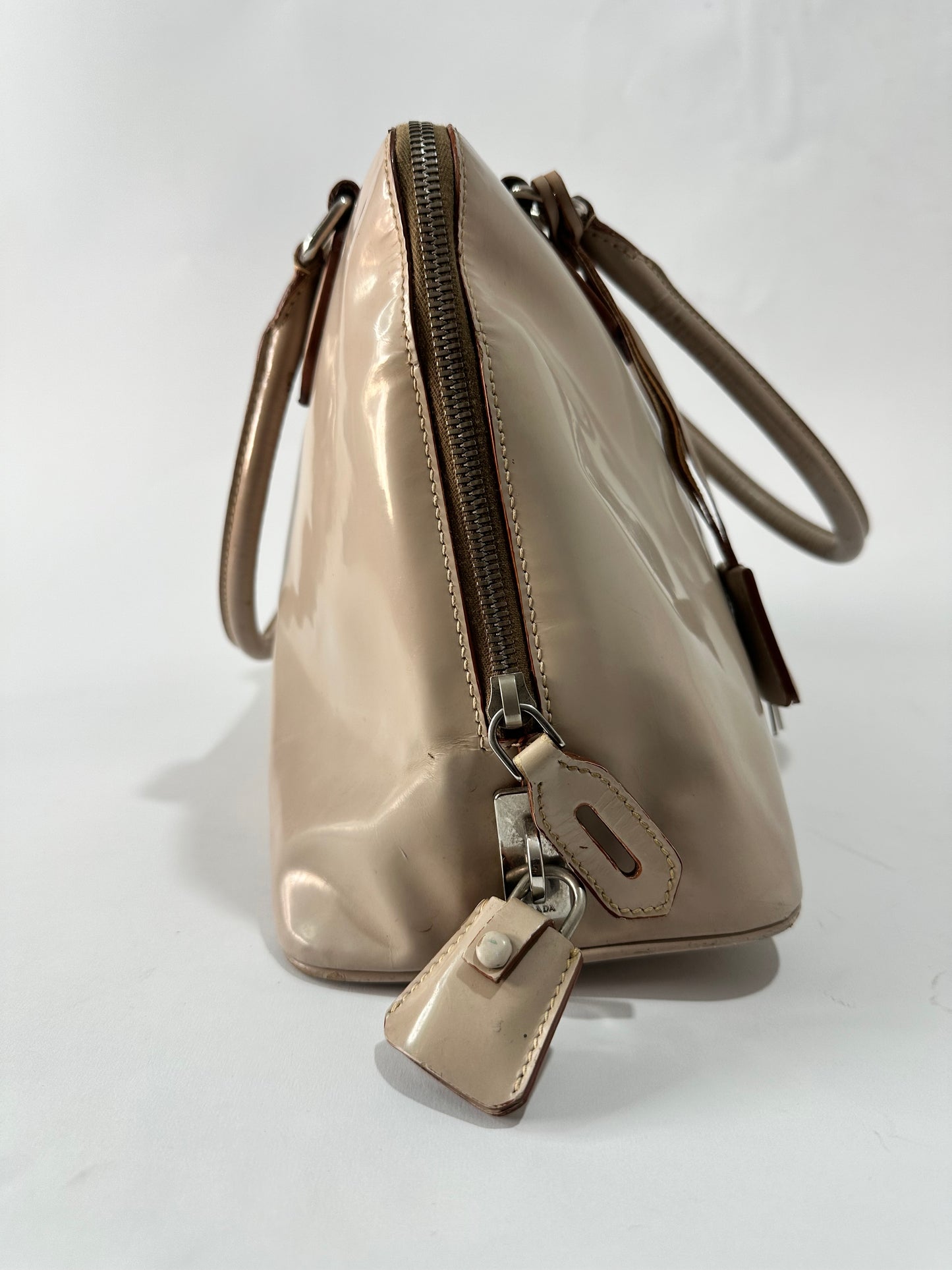 PRADA
Spazzolato Medium Promenade Tote Beige