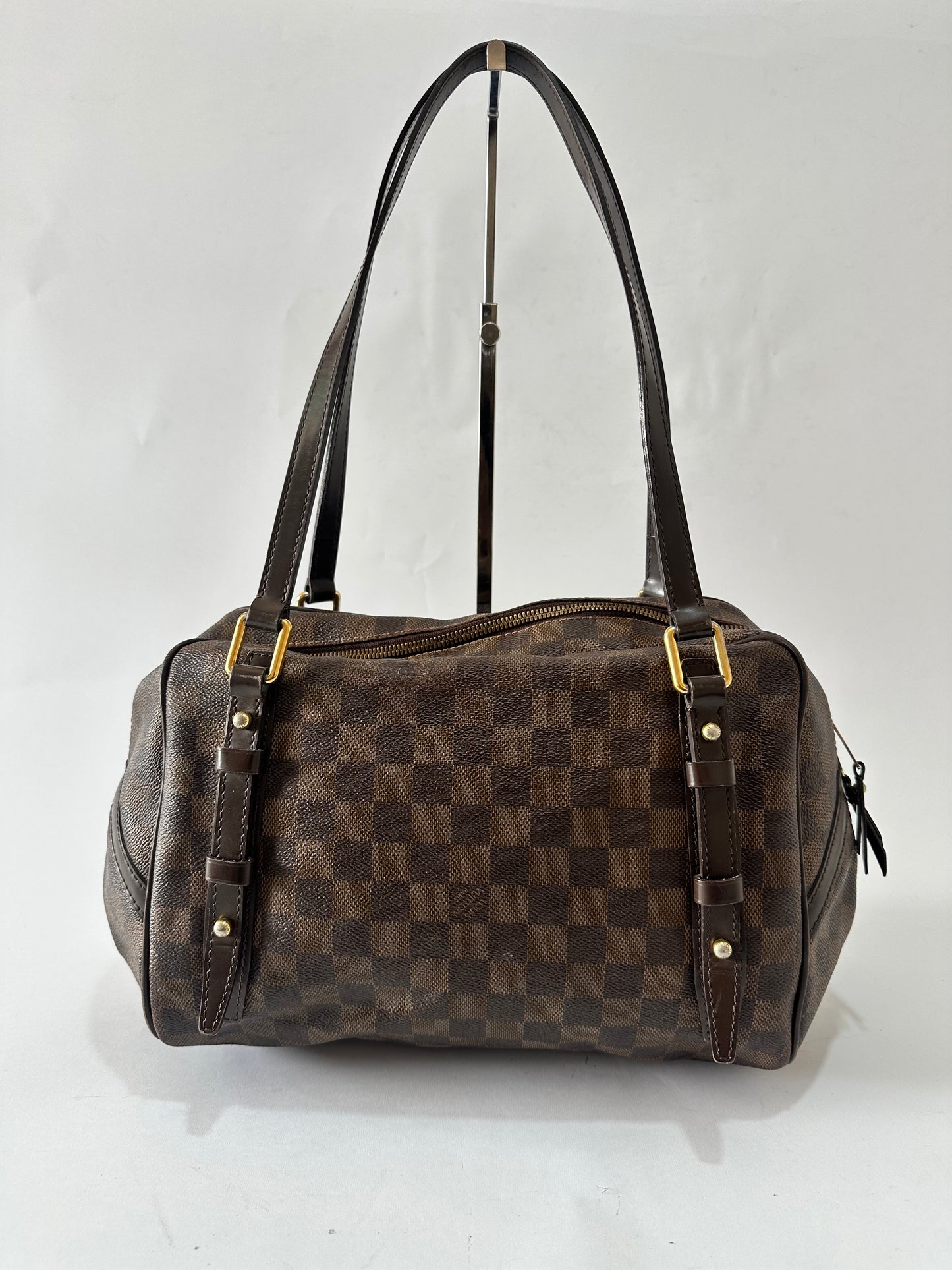 LOUIS VUITTON
Damier Ebene Rivington GM