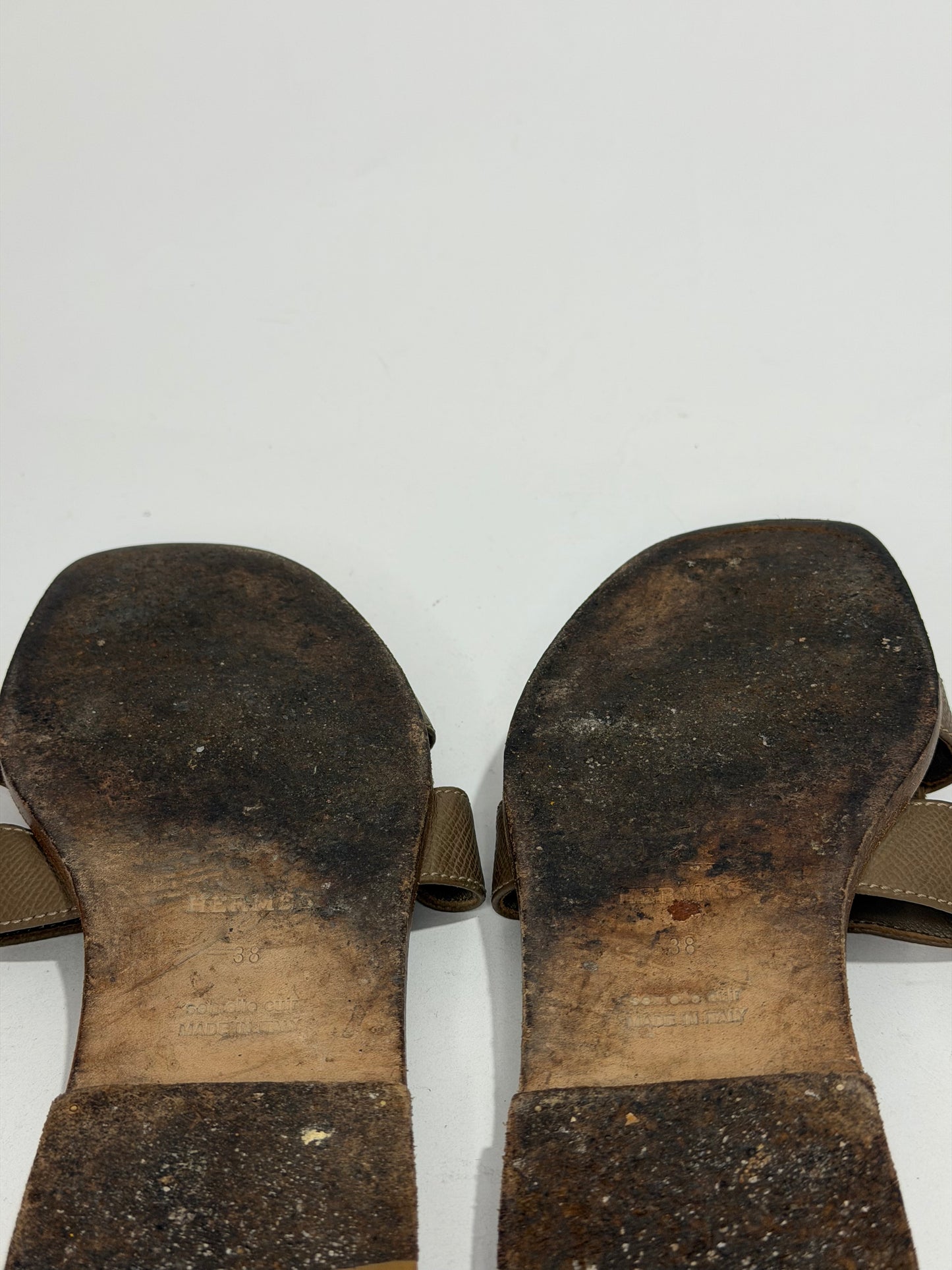 HERMES Grey Epsom Oran Sandals Size 38 EU/8 US / 5 UK