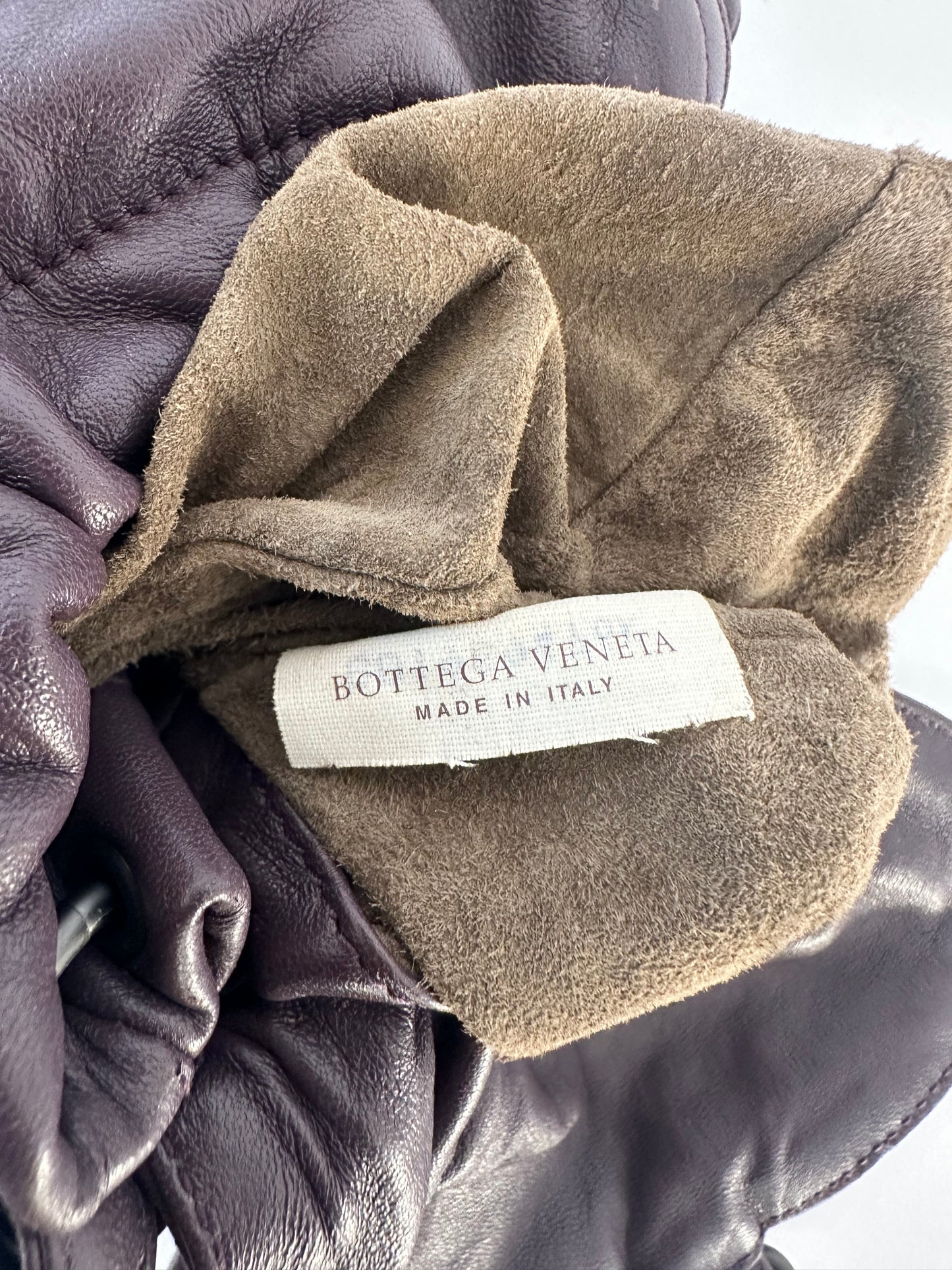 BOTTEGA VENETA
Calfskin Intrecciato Small Elastic Flap Black