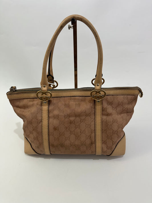 GUCCI
Metallic Monogram Small Lovely Heart Tote Pink
