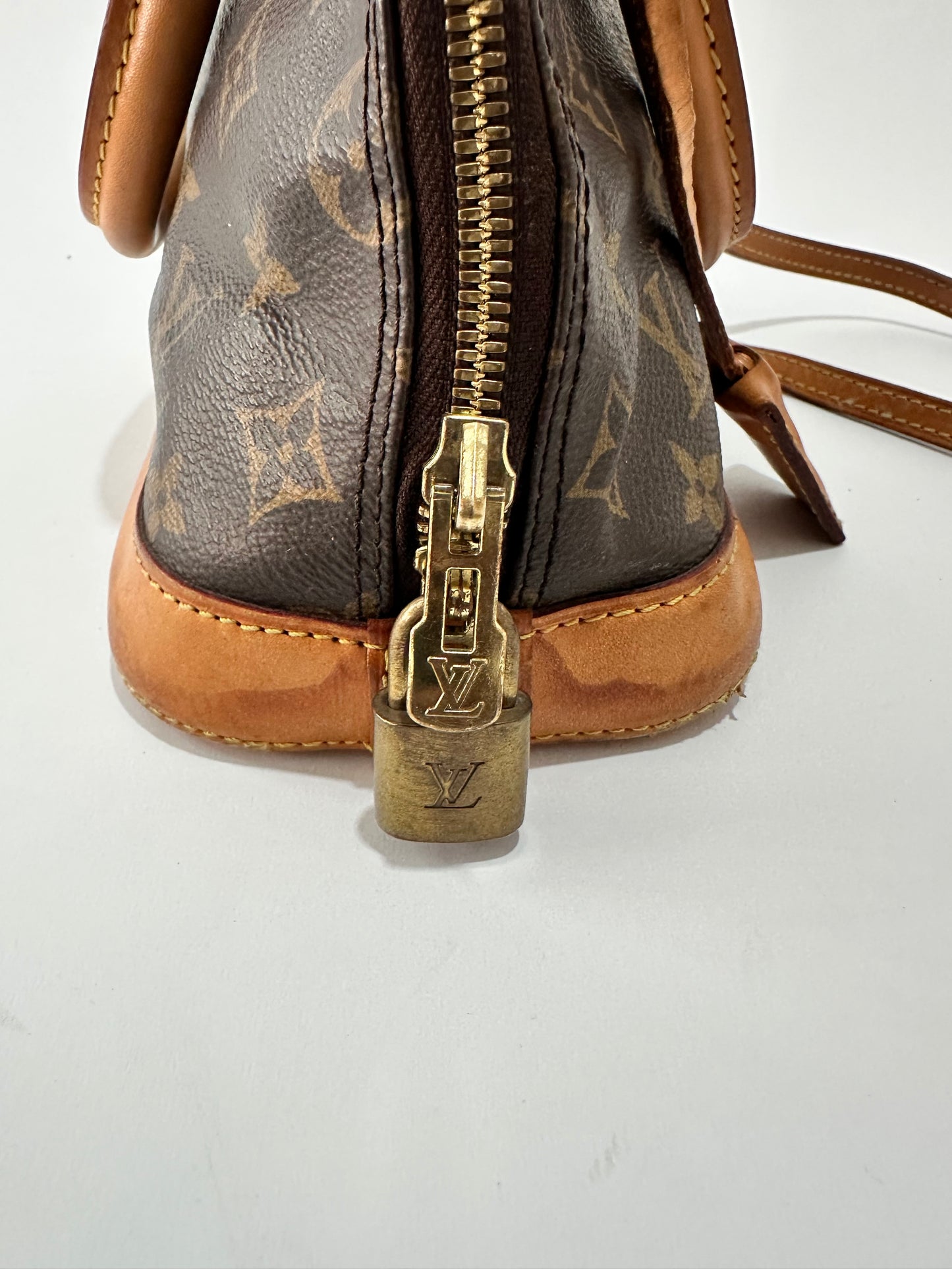 Louis Vuitton Monogram Canvas Alma BB Bag