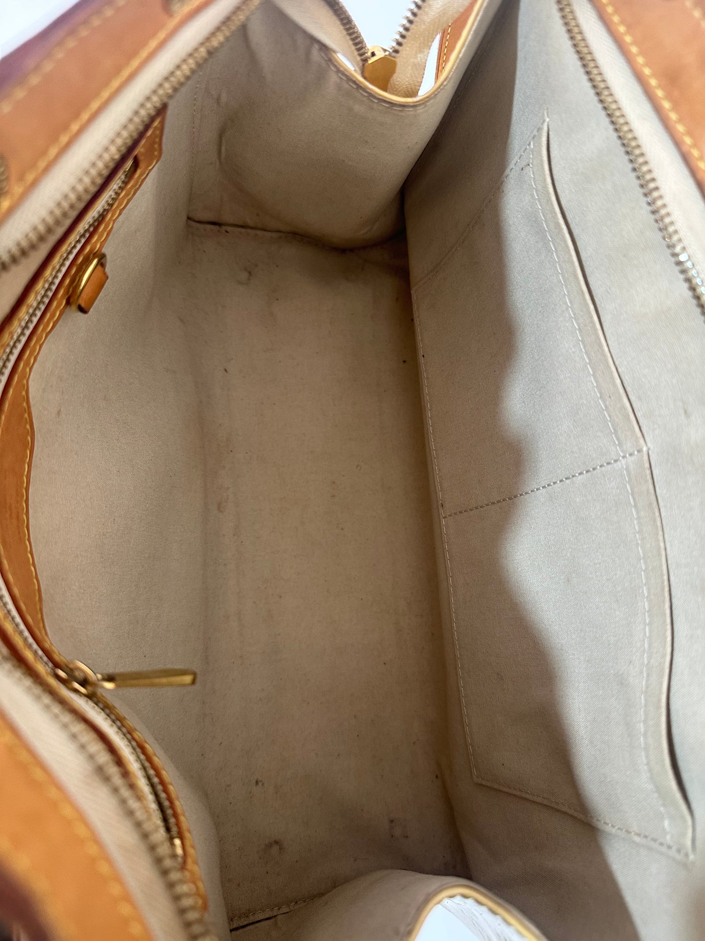 Louis Vuitton Blanc Corail Monogram Vernis Brea MM Bag