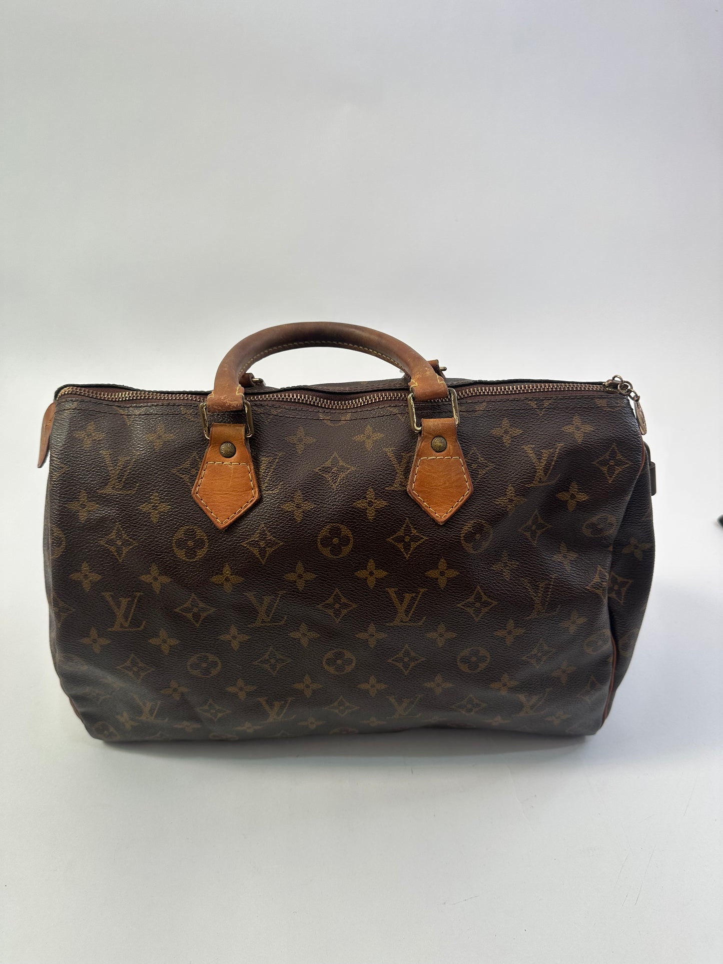 LOUIS VUITTON Monogram Speedy 35
