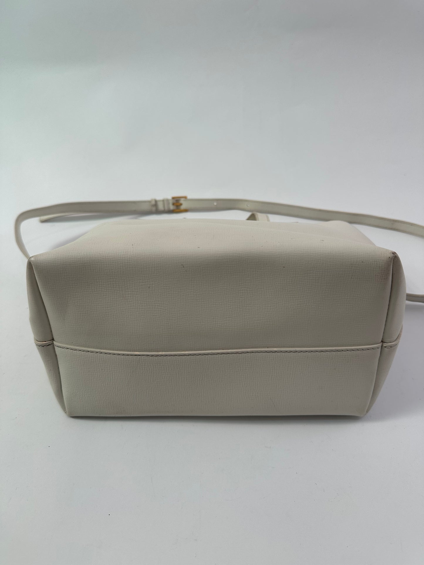 TOM FORD
Saffiano Mini T Tote White
