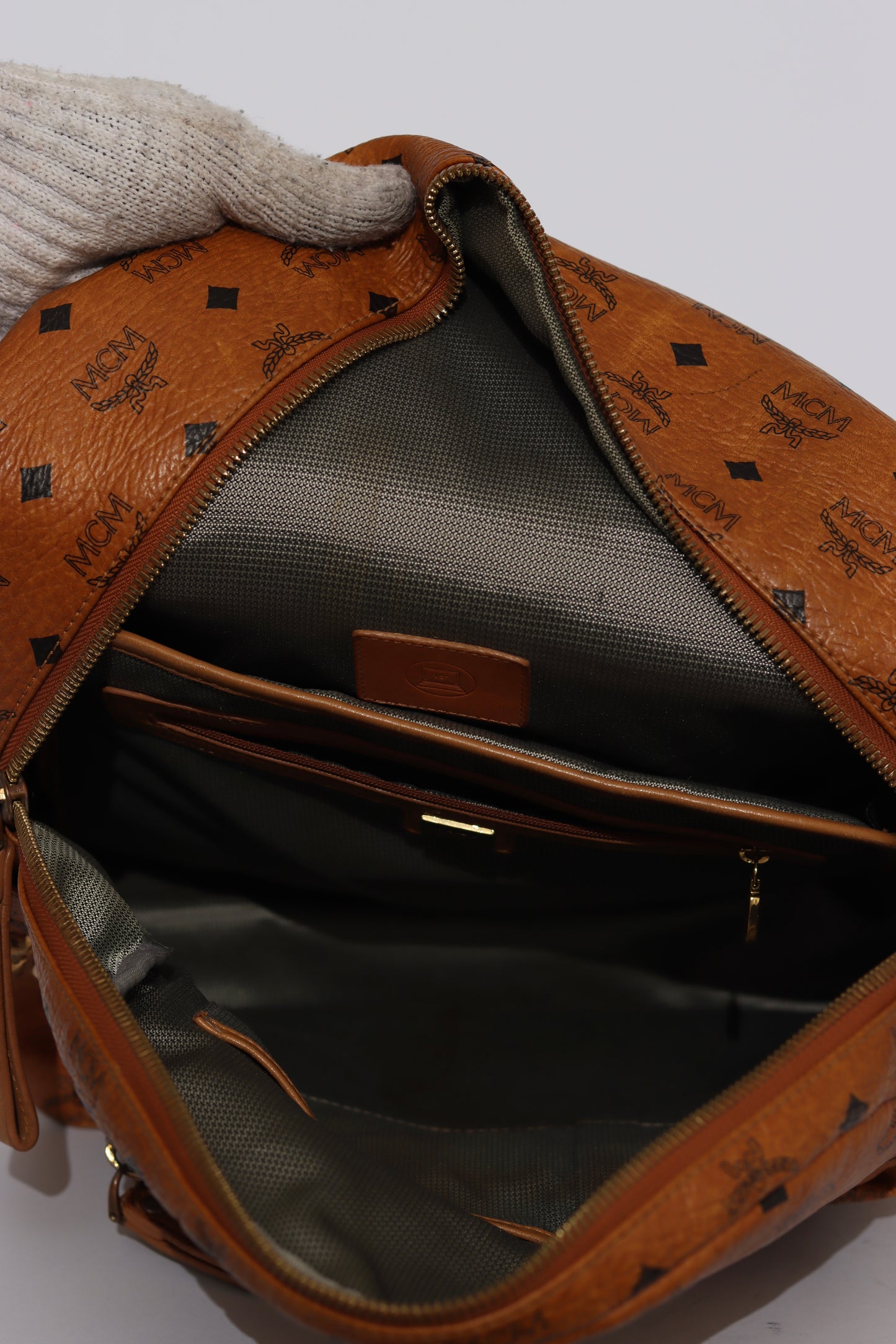 MCM
Visetos Medium Side Studs Stark Backpack Cognac