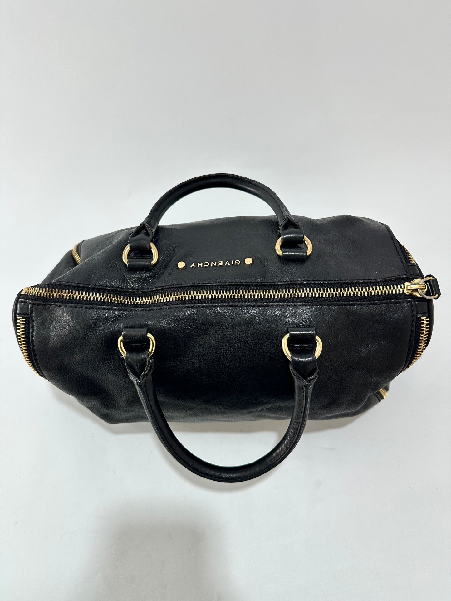 Givenchy Black Leather Zipped Detail Shoulder Bag