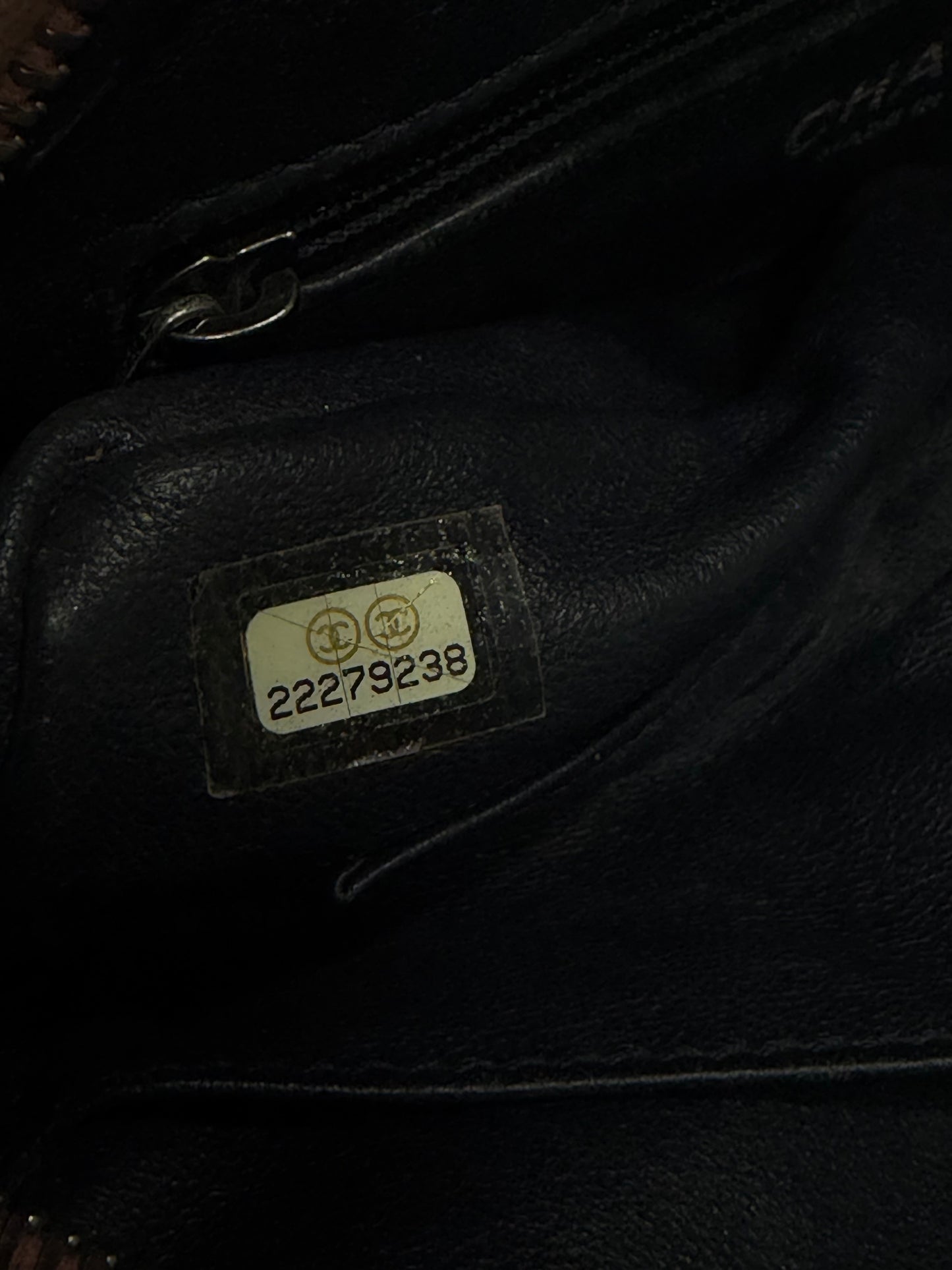 CHANEL
Pink Caviar And Quilted Lambskin Leather CC Break Camera Case Bag