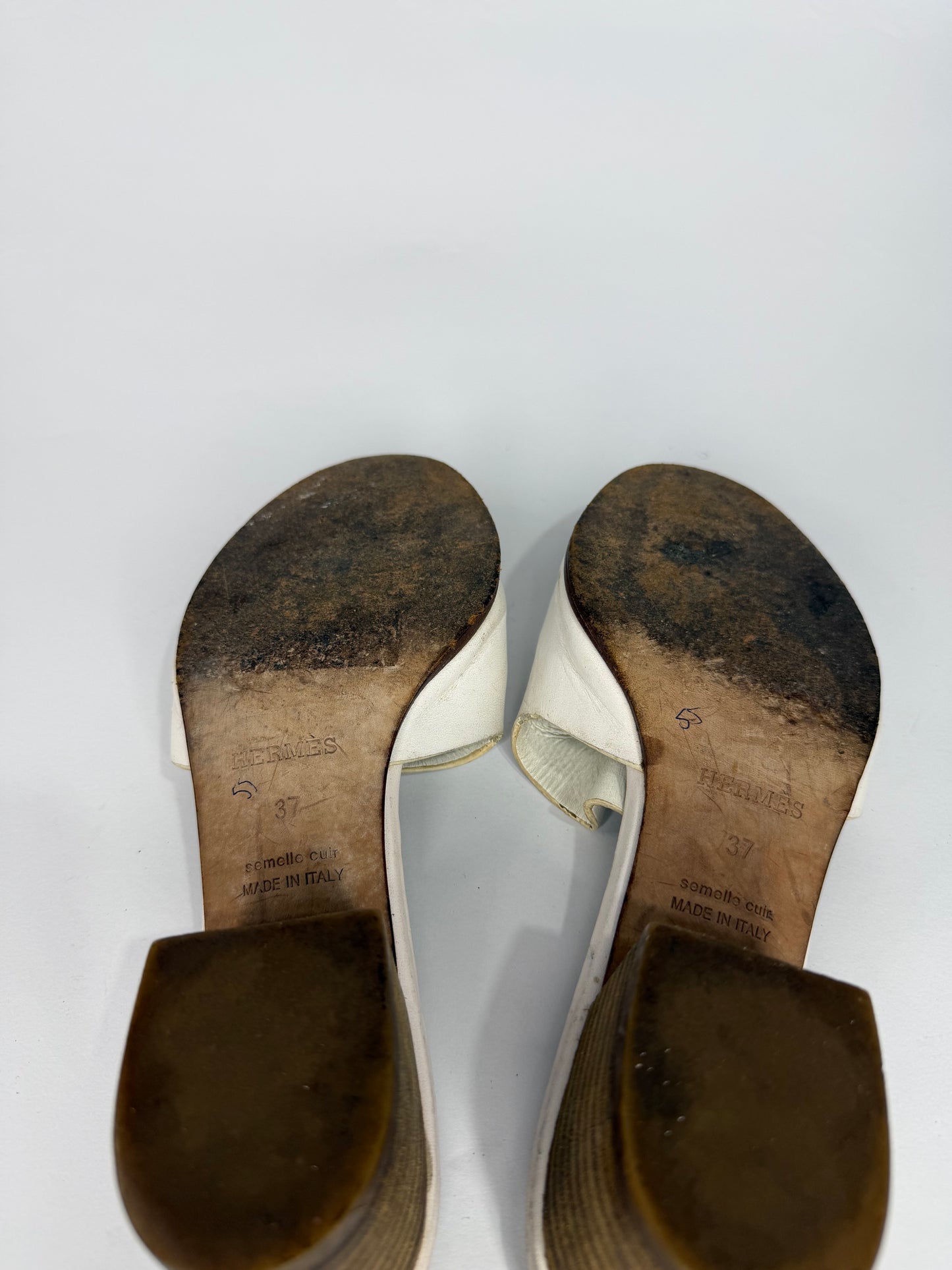 HERMES
White Leather Mona Slide Sandals Size 7 US /37 EU