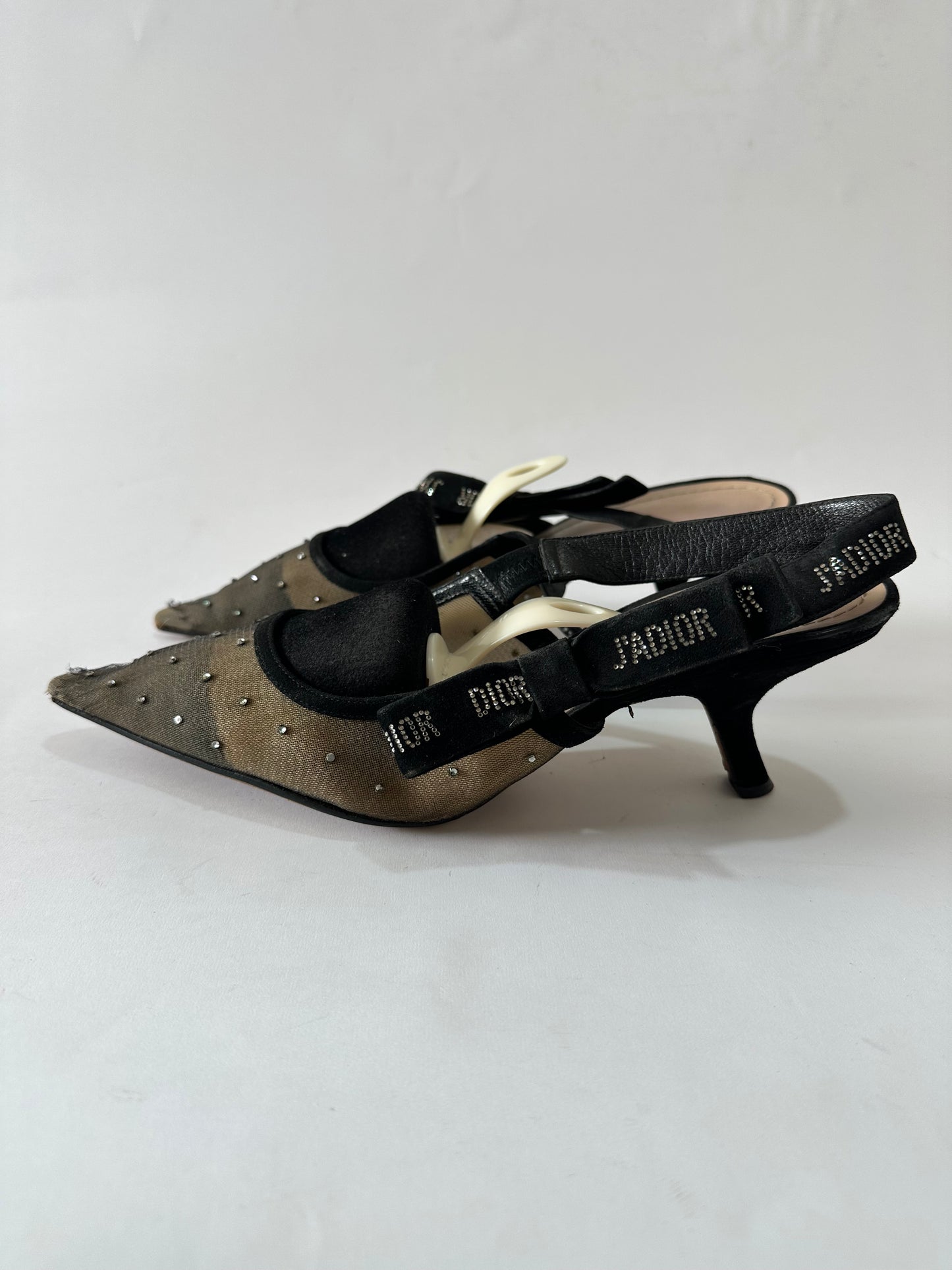Christian Dior
Mesh Suede Crystal J'Adior Slingback 100mm Pumps 41 Black