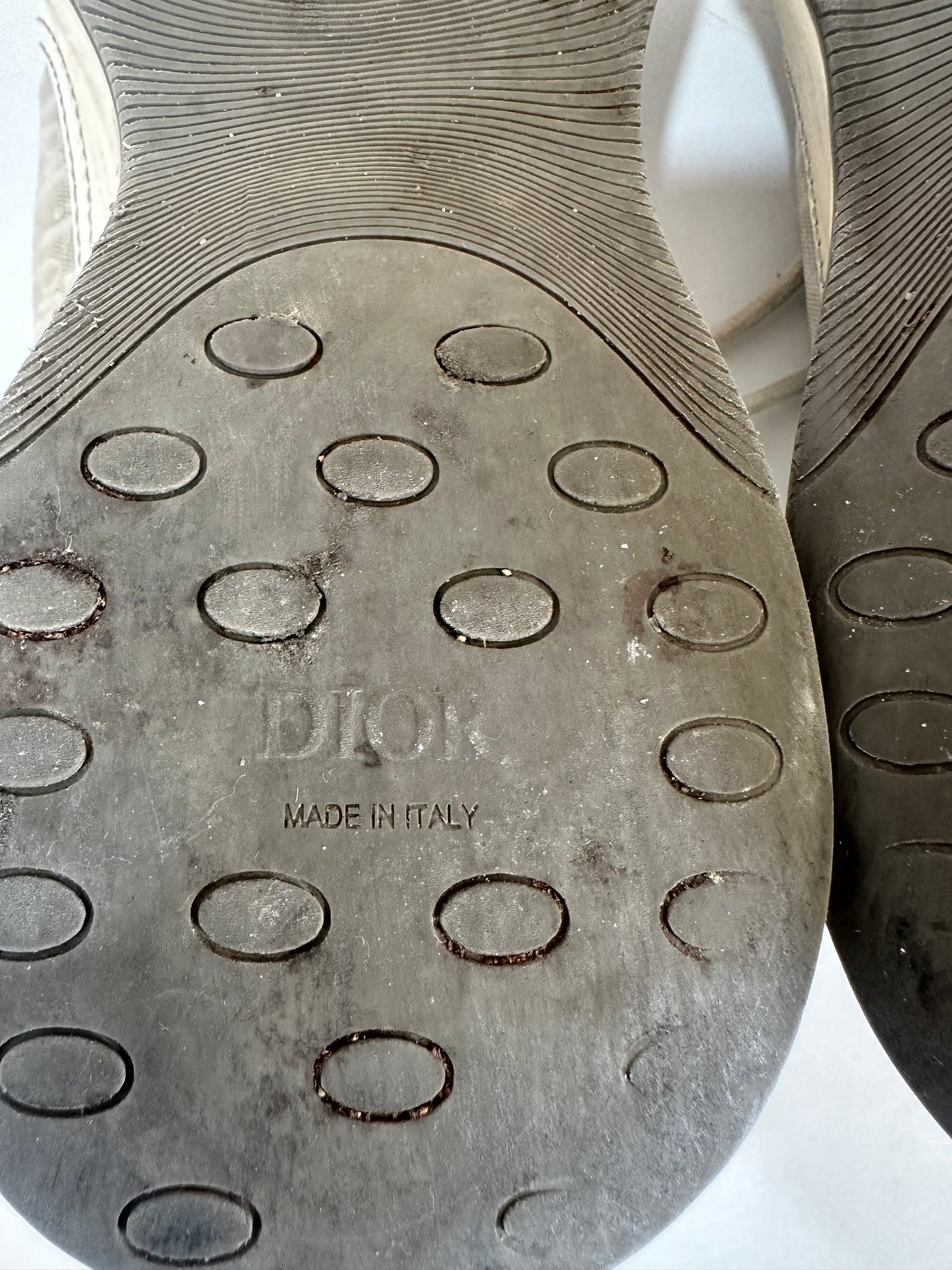 CHRISTIAN DIOR
Suede Technical Mesh Oblique Mens B25 Runner Sneaker Size 40