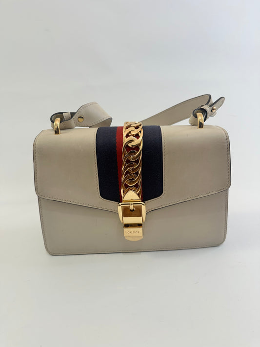 GUCCI
Calfskin Small Sylvie Shoulder Bag Off White