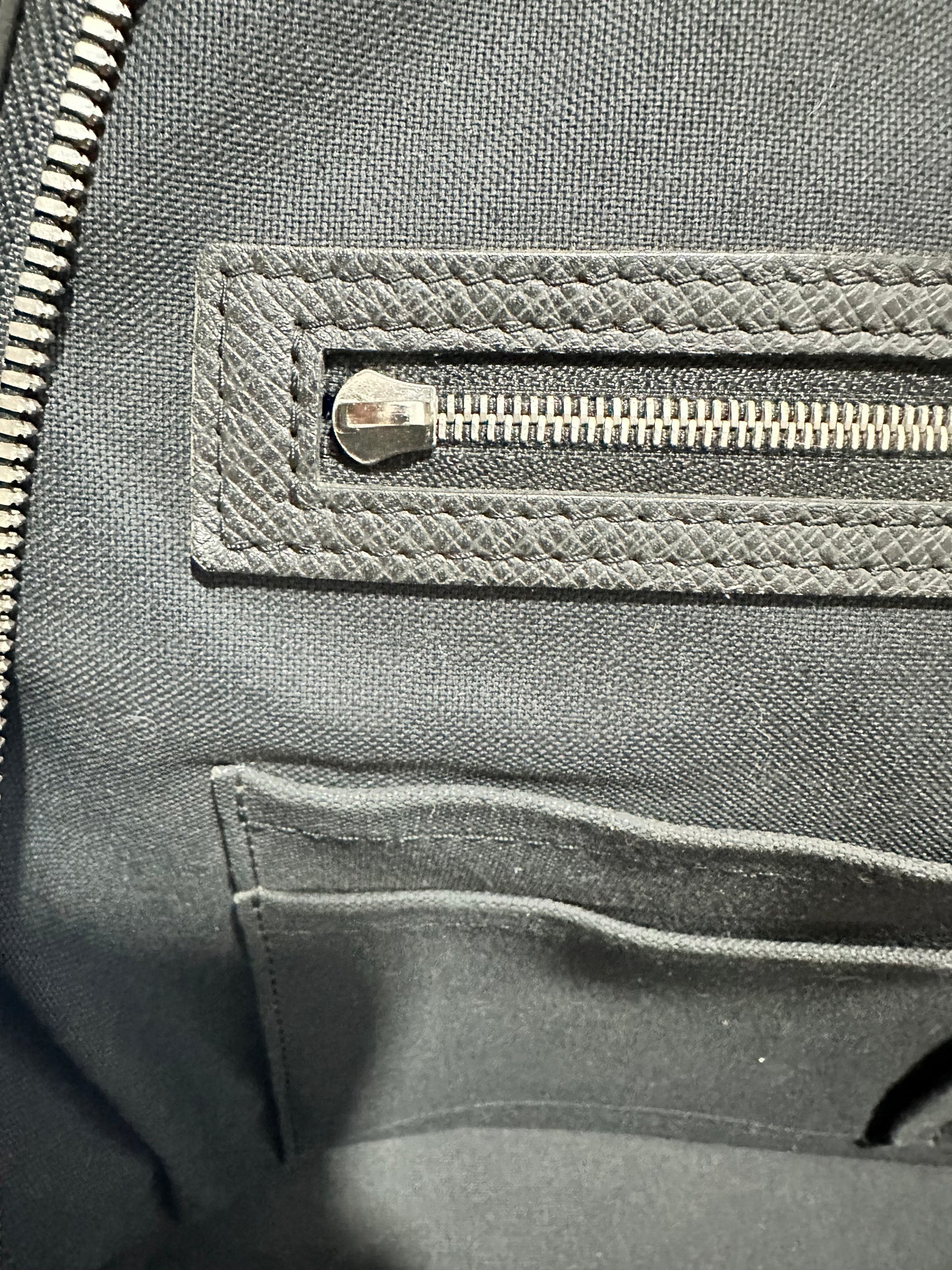 Louis Vuitton Black Taiga Leather Neo Igor Briefcase
