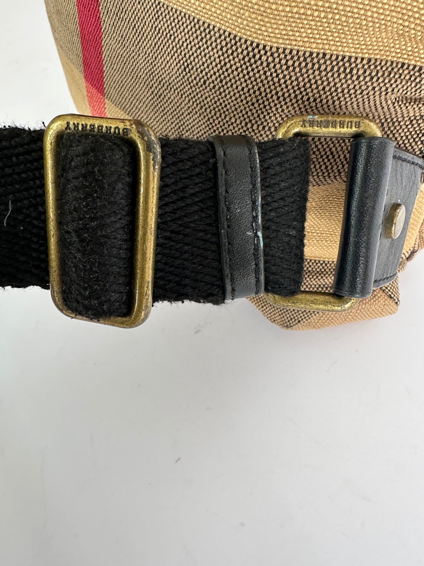 BURBERRY single strap Nova check backpack