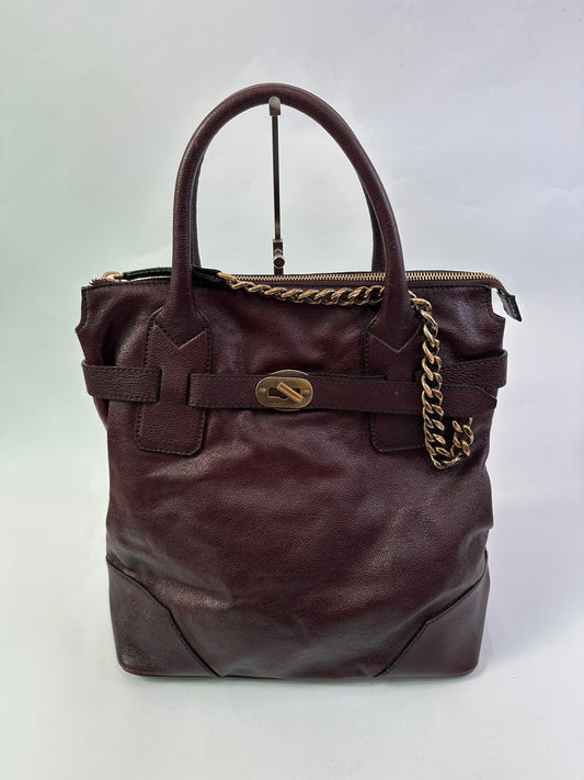 BURBERRY 
Soft Lambskin Bridle Calfskin Large Gosford Hobo