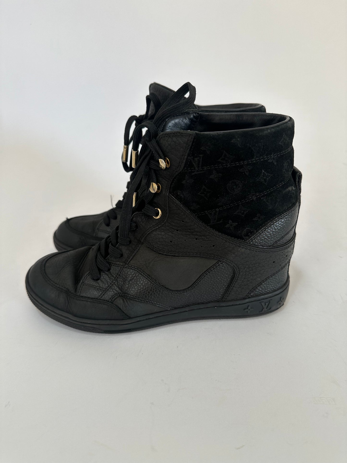 LOUIS VUITTON Black Monogram Suede and Leather Cliff Top Lace Up Sneakers Size