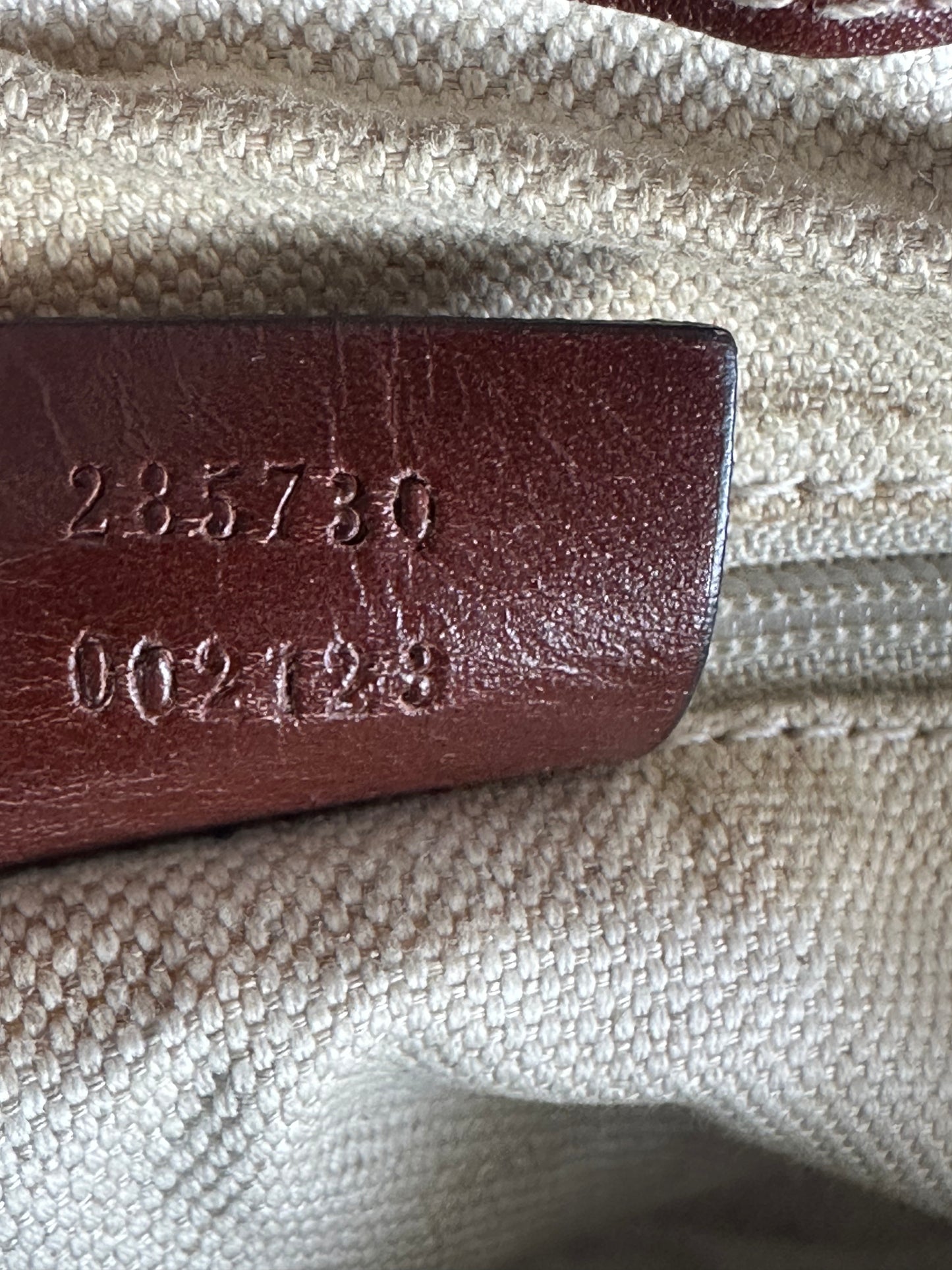 GUCCI
Diamante Medium Sukey Top Handle Bag Beige Brown