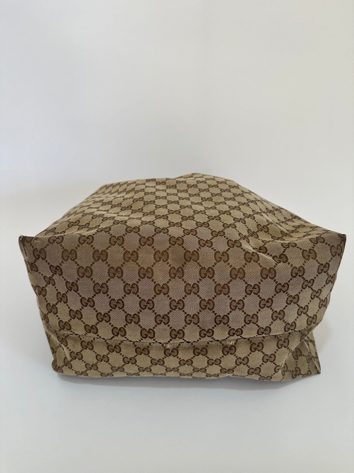 GUCCI
Monogram Icon Bit Large Hobo Off White