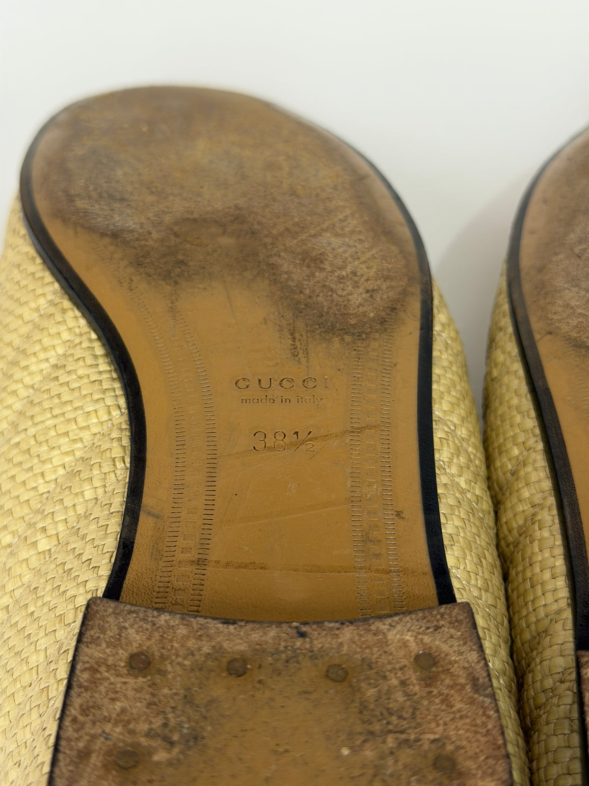 Gucci Pre-Owned
Jordaan Horsebit loafers Size 38.5 EU/ 8.5 US / 5.5 UK