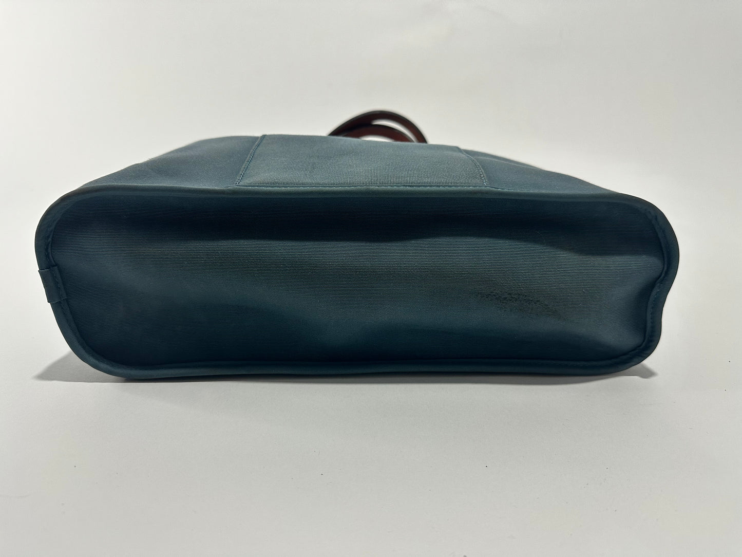 HERMES
Toile Cabag Elan Bleu Tempete
