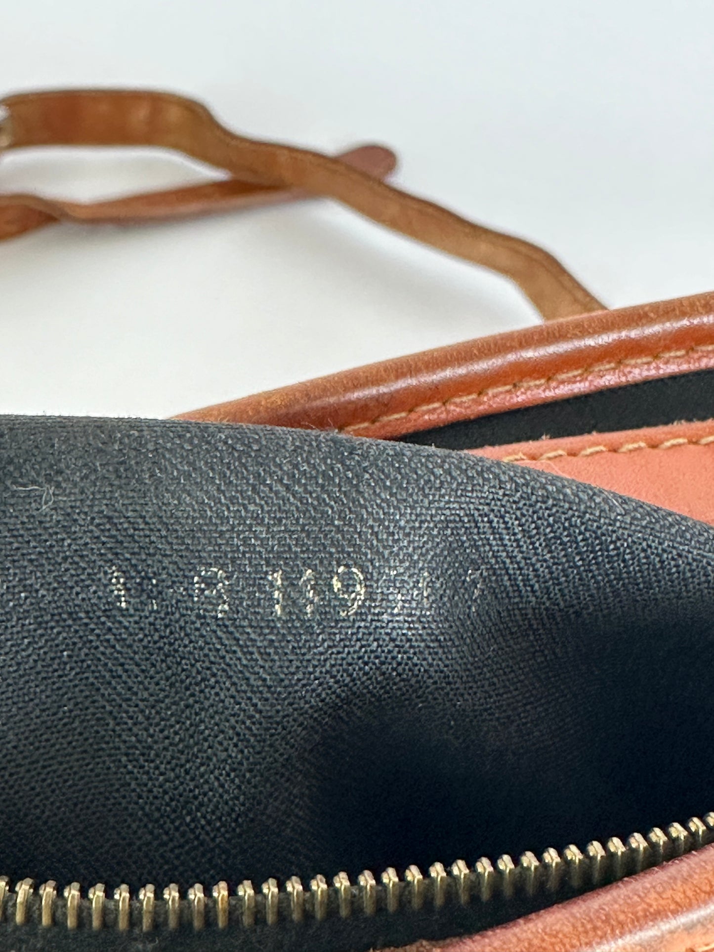 FENDI
Vintage Pequin Flap Crossbody