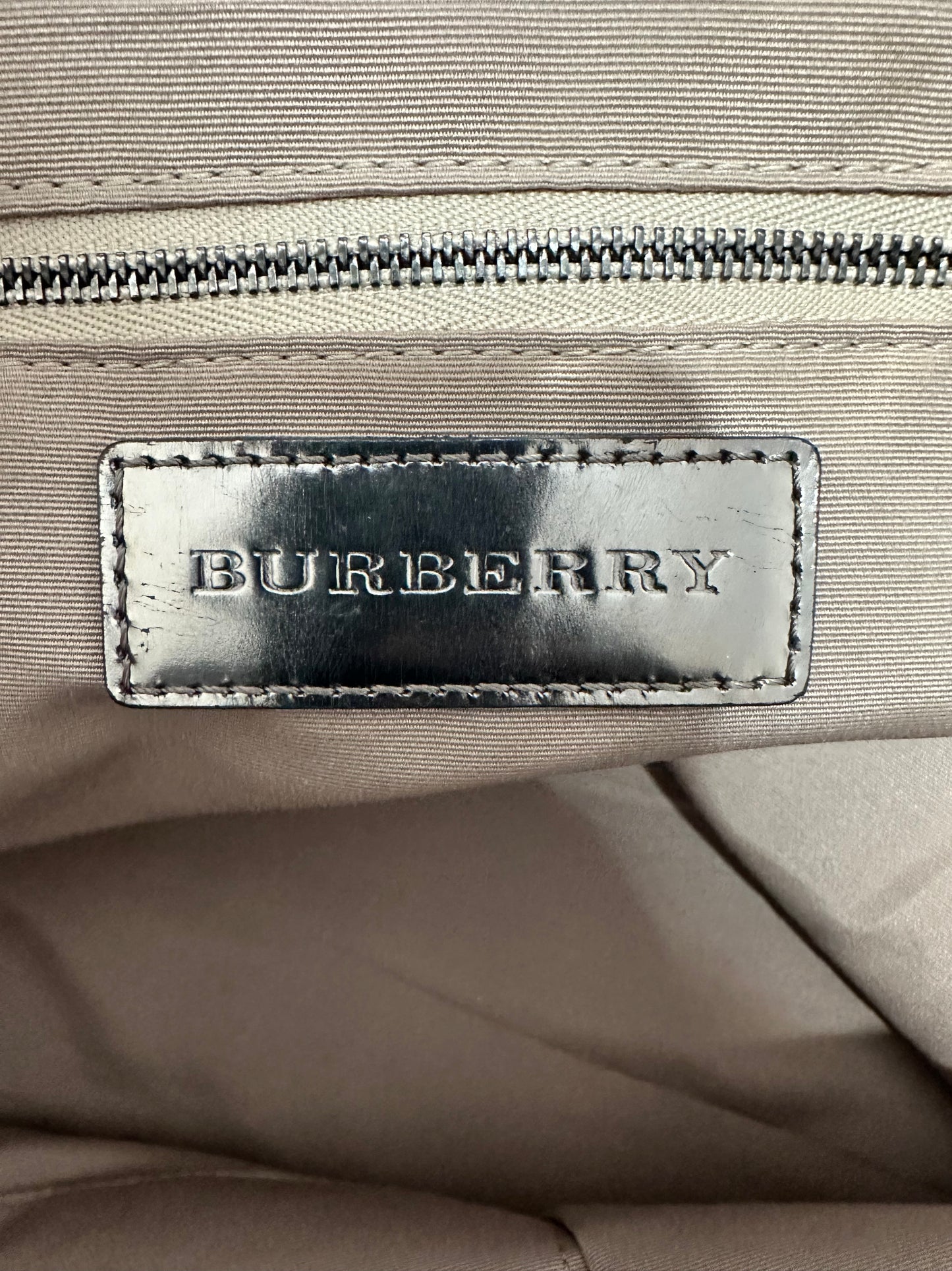 BURBERRY
Supernova Check Stars Large Nickie Tote Nickel