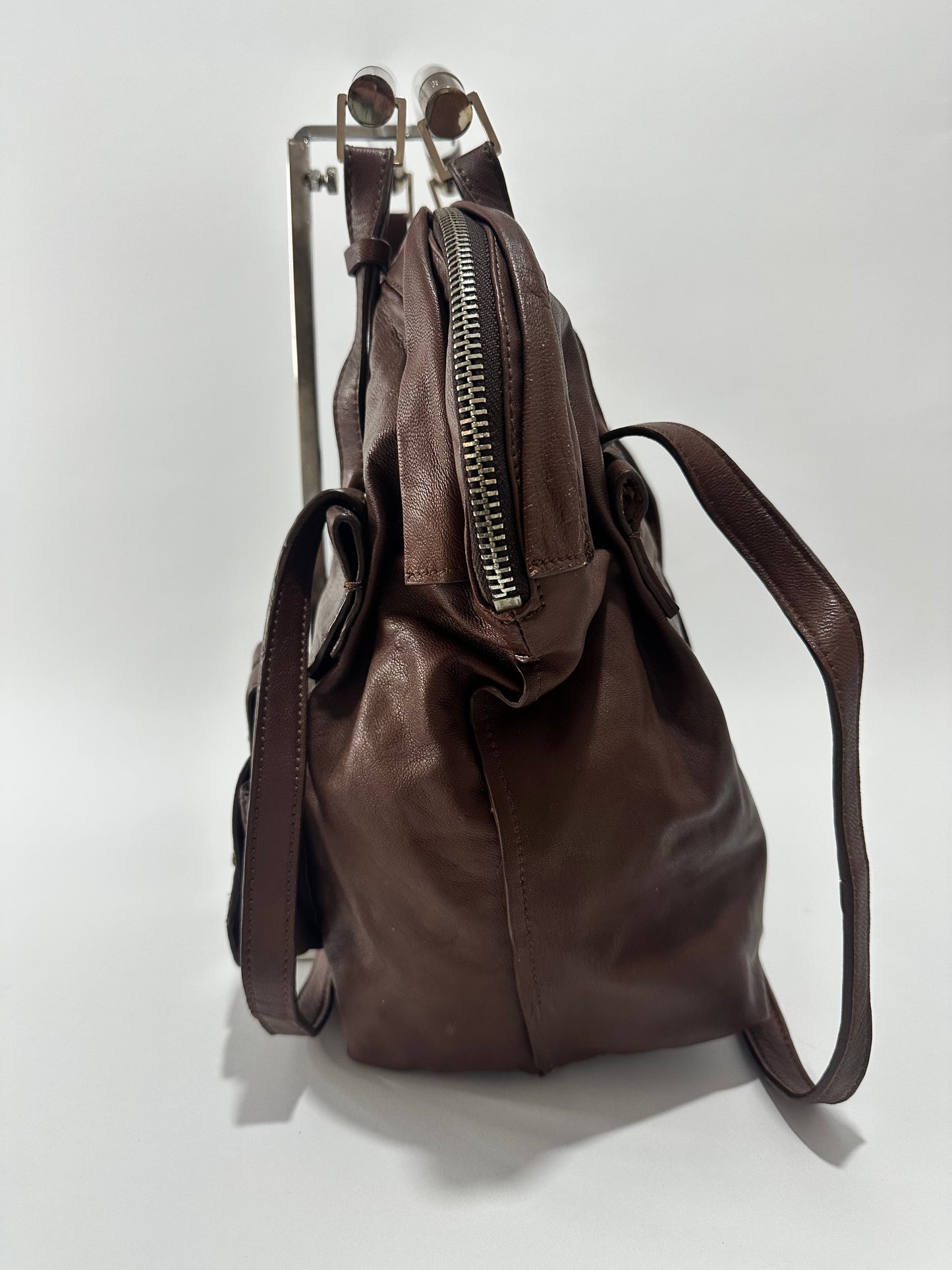 CHLOE
Brown Leather Saskia Square Tote Bag