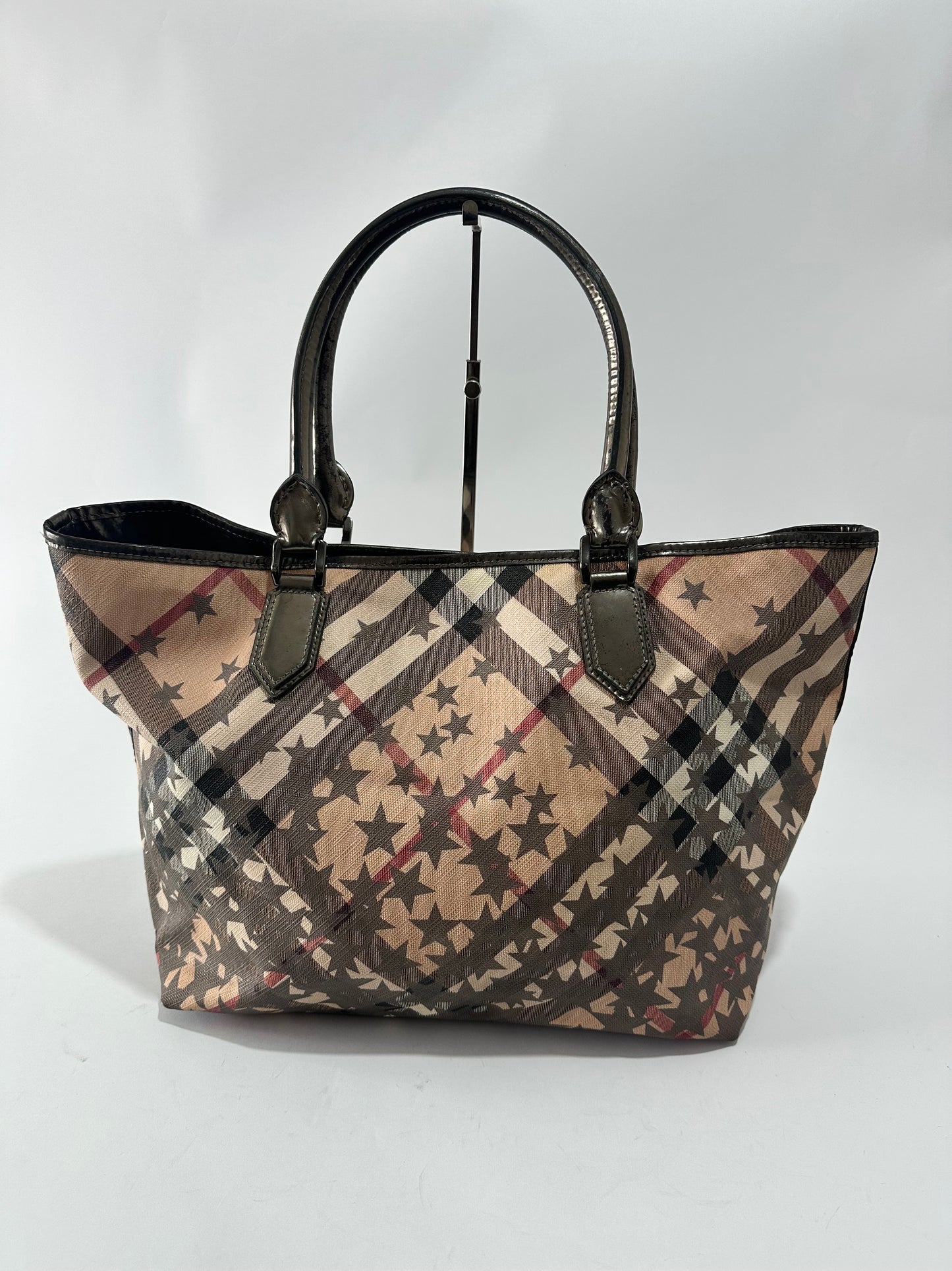 BURBERRY
Supernova Check Stars Large Nickie Tote Nickel
