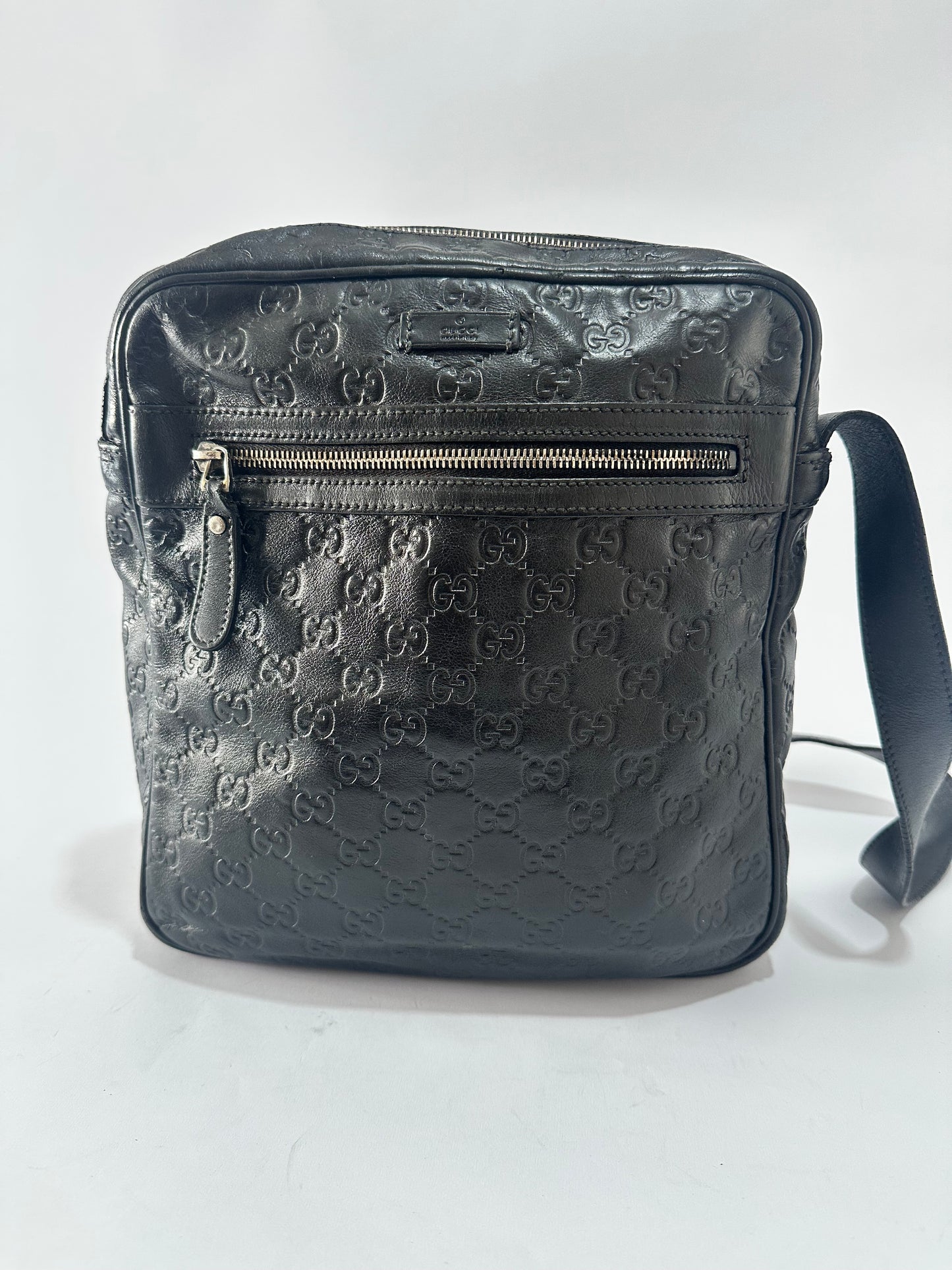 GUCCI Guccissima Flat Messenger Bag Black