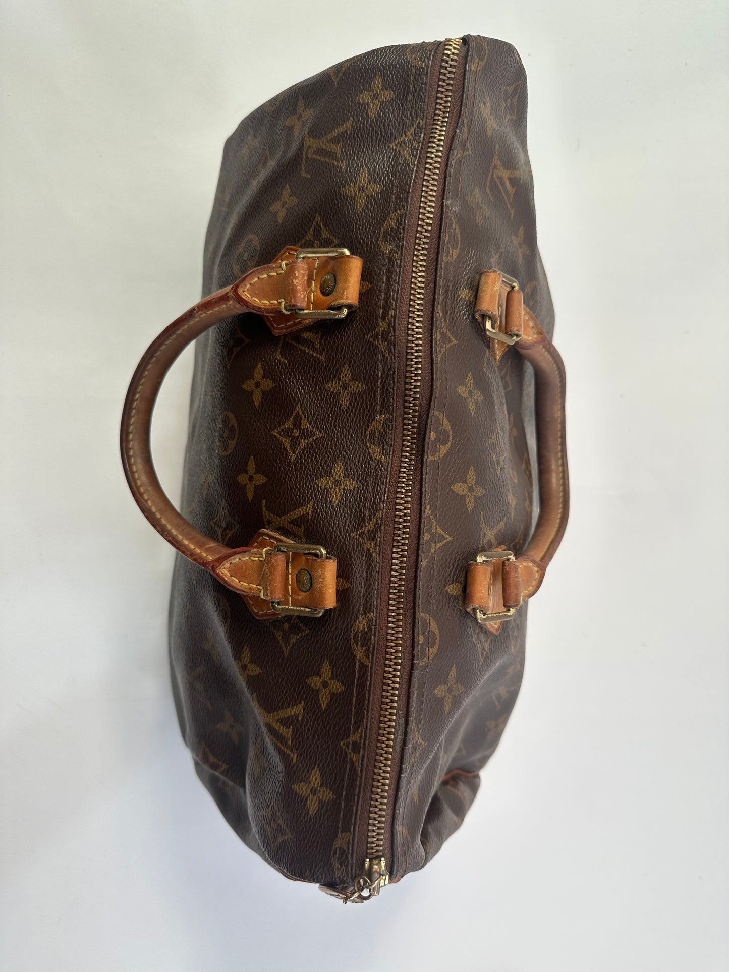 LOUIS VUITTON Monogram Speedy 35