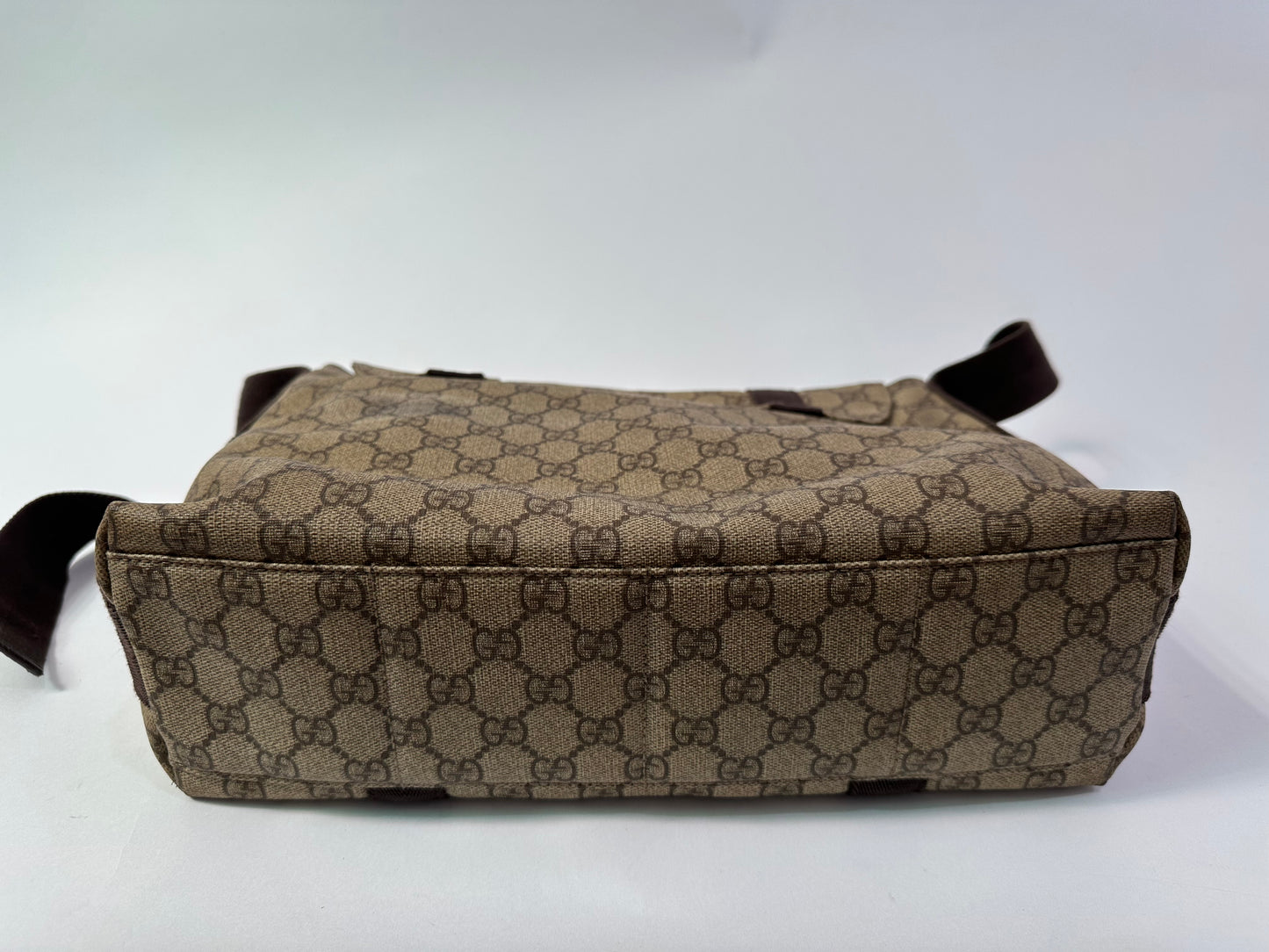 Gucci Beige/Brown GG Supreme Canvas Double Buckle Flap Messenger Bag