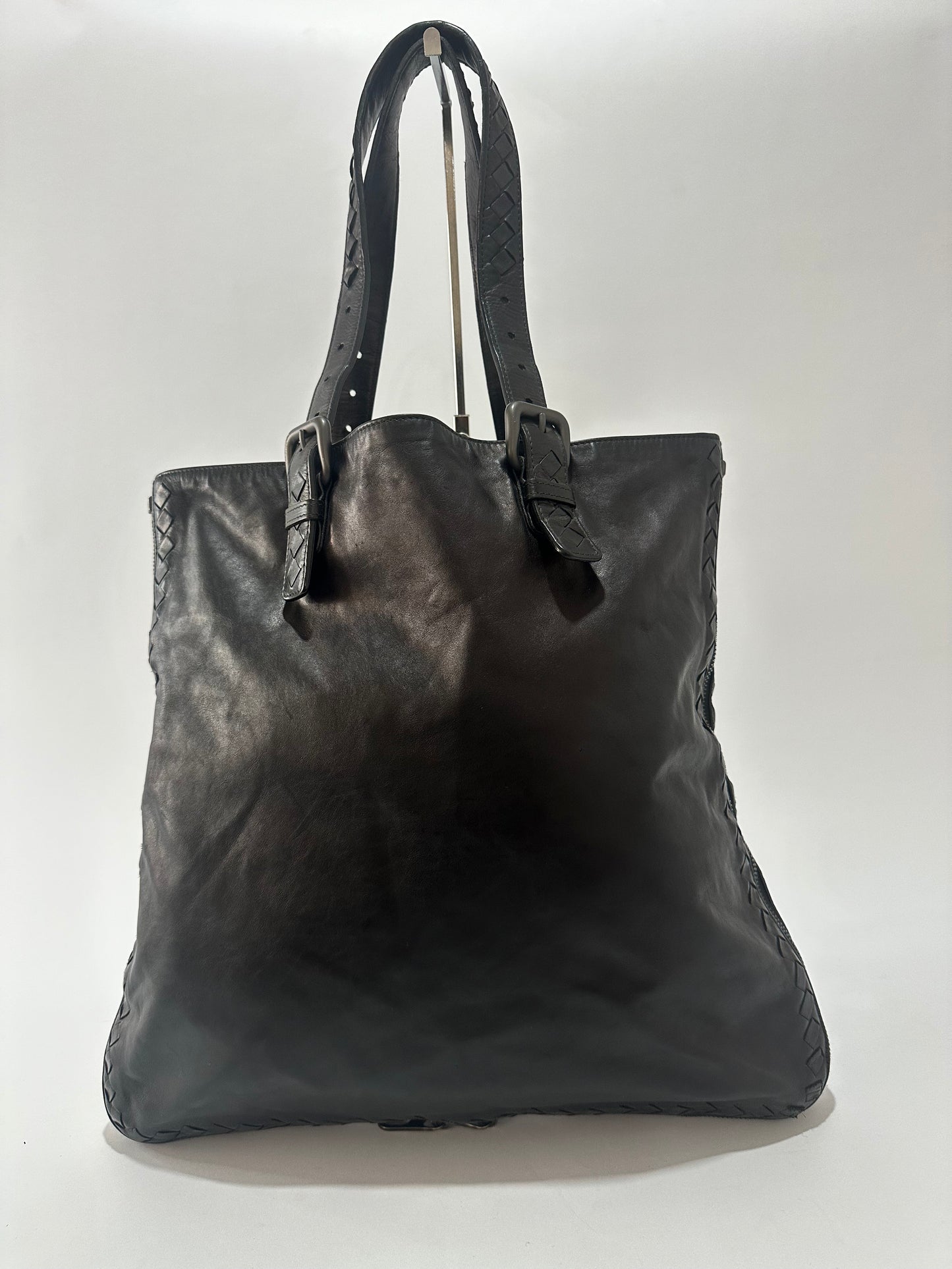 Bottega Veneta Black Intrecciato Trim Leather Expandable Tote