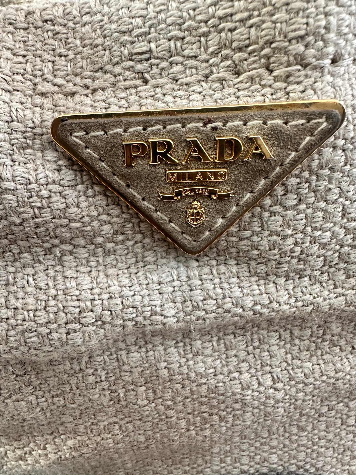 Prada Large
Tessuto Tricot Tote