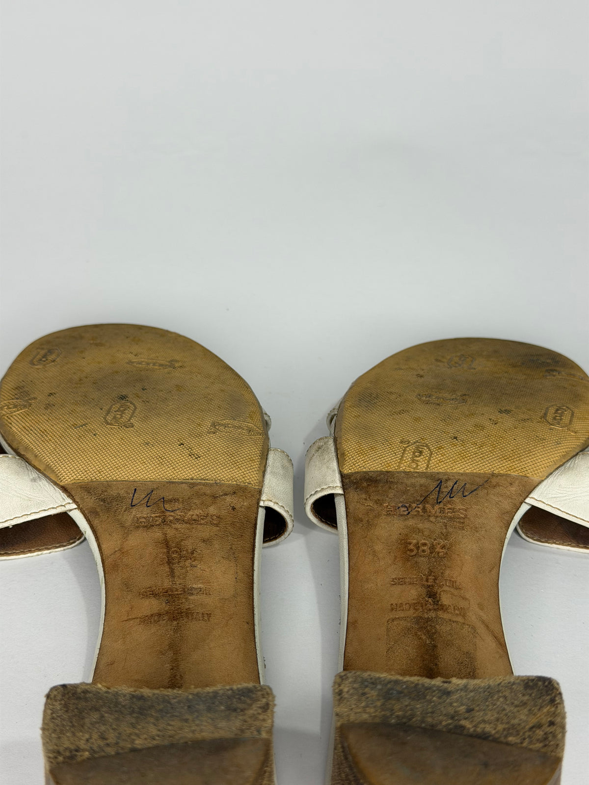 Hermes White Leather Oasis Slide Sandals Size 38.5 EU/ 8.6 US/ 5.5 UK