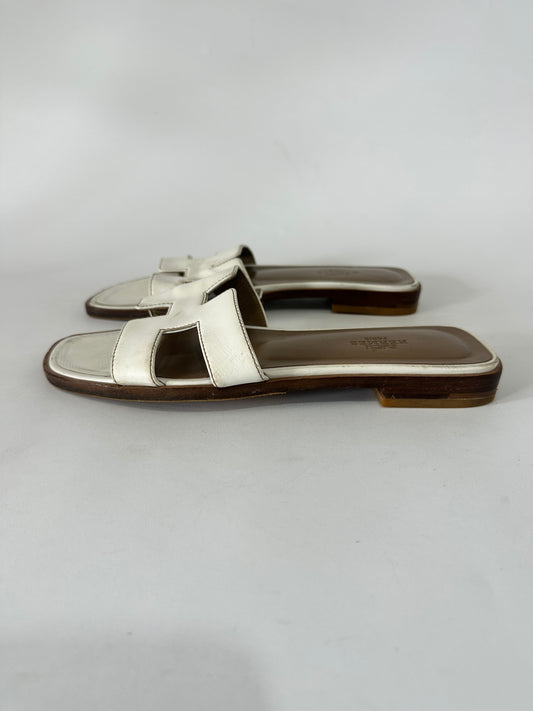HERMES White Box Calfskin Oran Sandals 36.5 EU/ 6.5 US / 3.5 UK