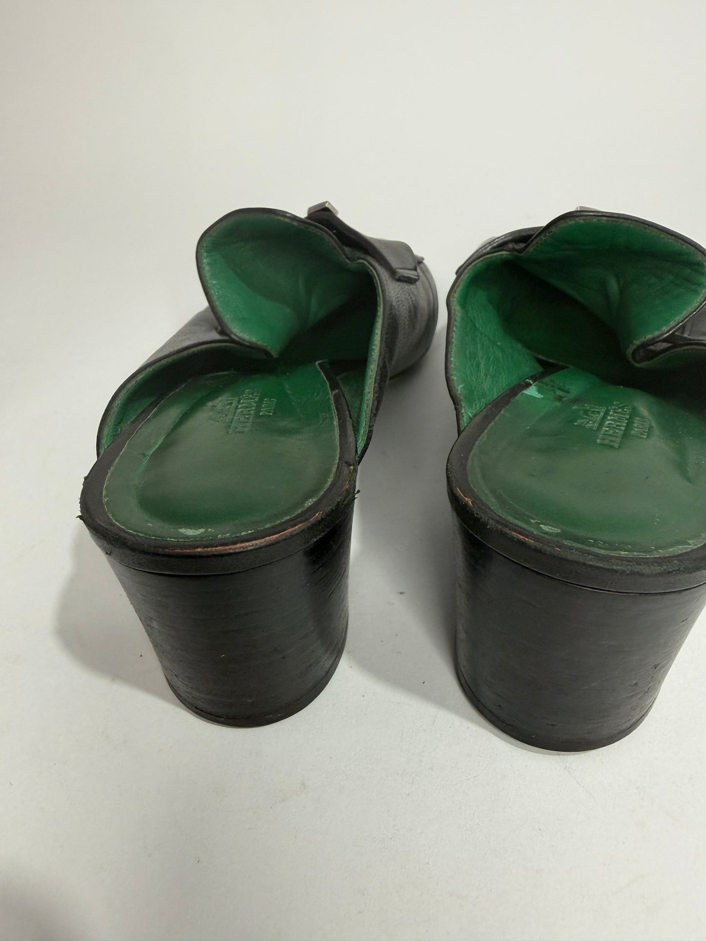 Hermes Black Leather Paradis Block Heel Mule Sandals Size 40