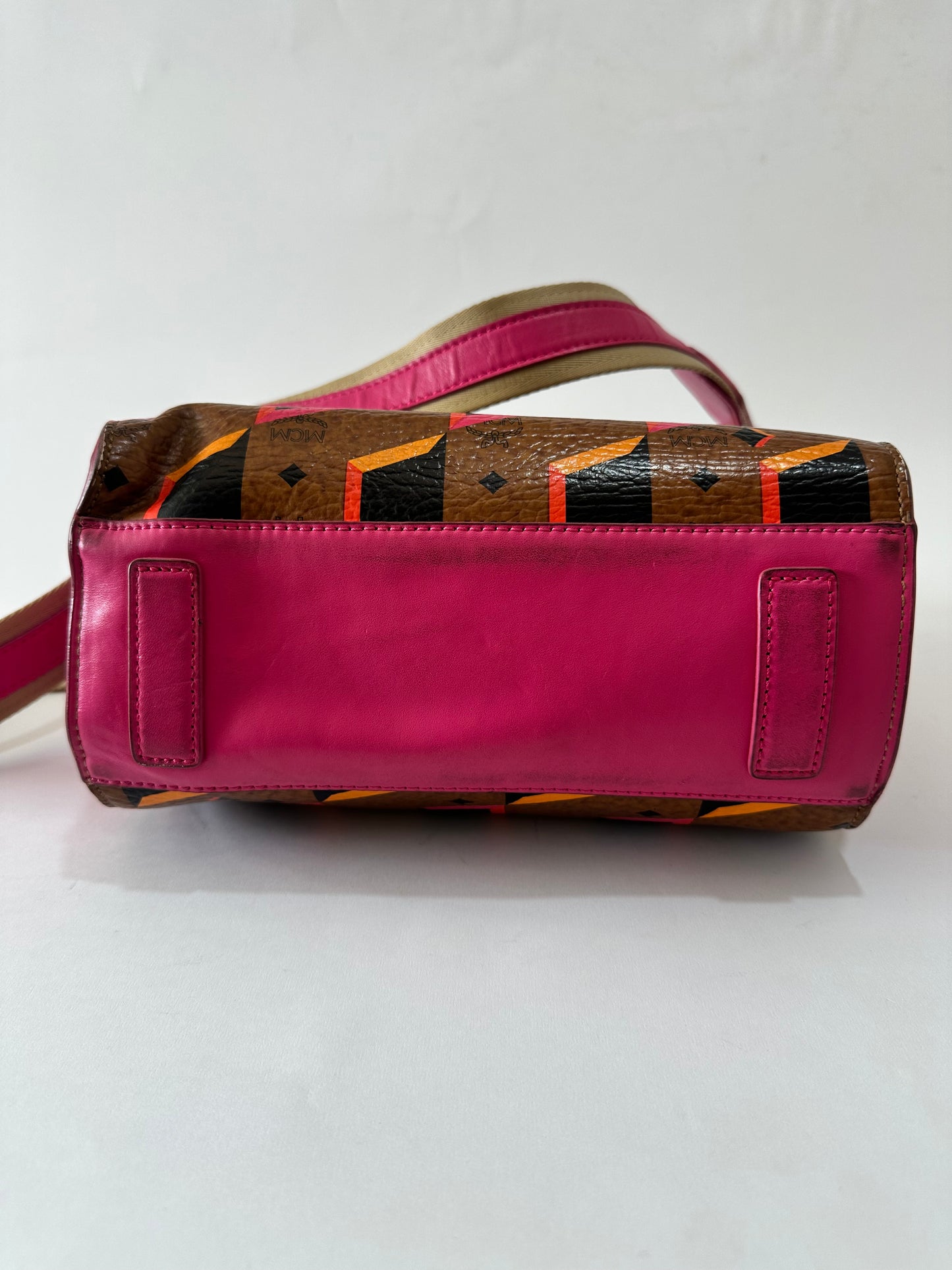 MCM
Visetos Diamond Printed Small Tote Cognac