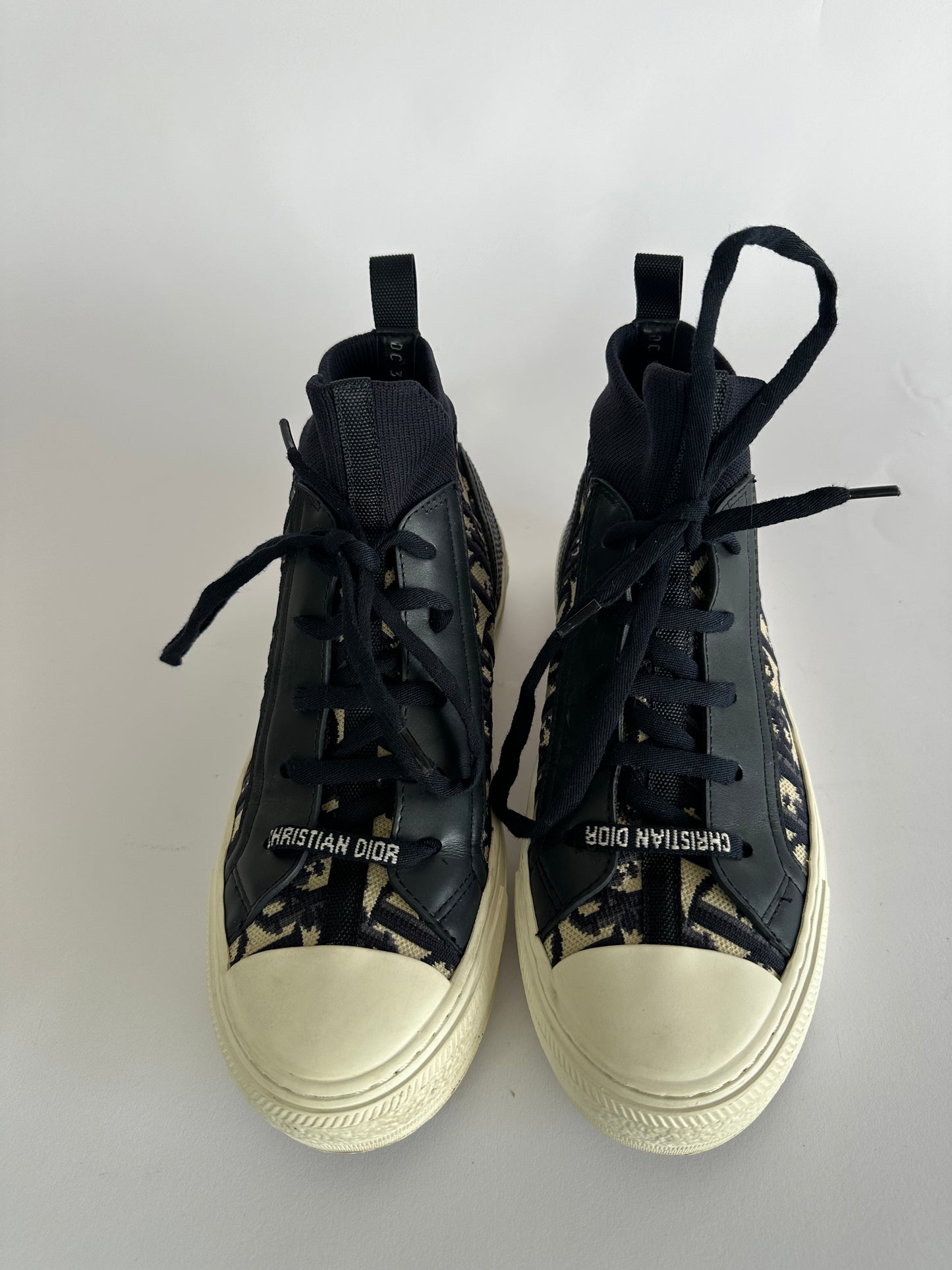 CHRISTIAN DIOR
Technical Knit Calfskin Oblique Womens Walk'n Dior Mid Top Sneakers 37 Deep Blue