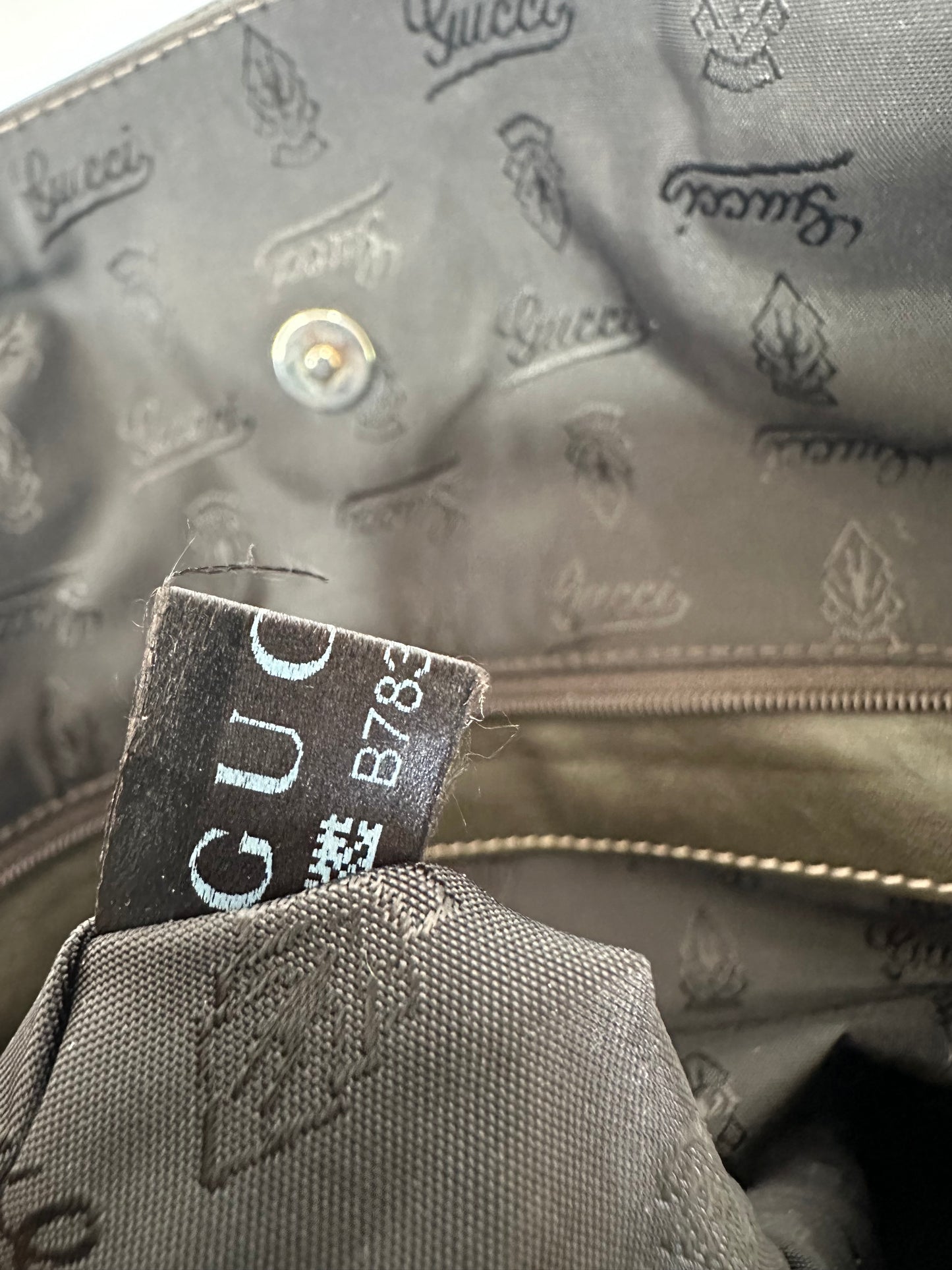 GUCCI
GG Crystal Full Moon Bag