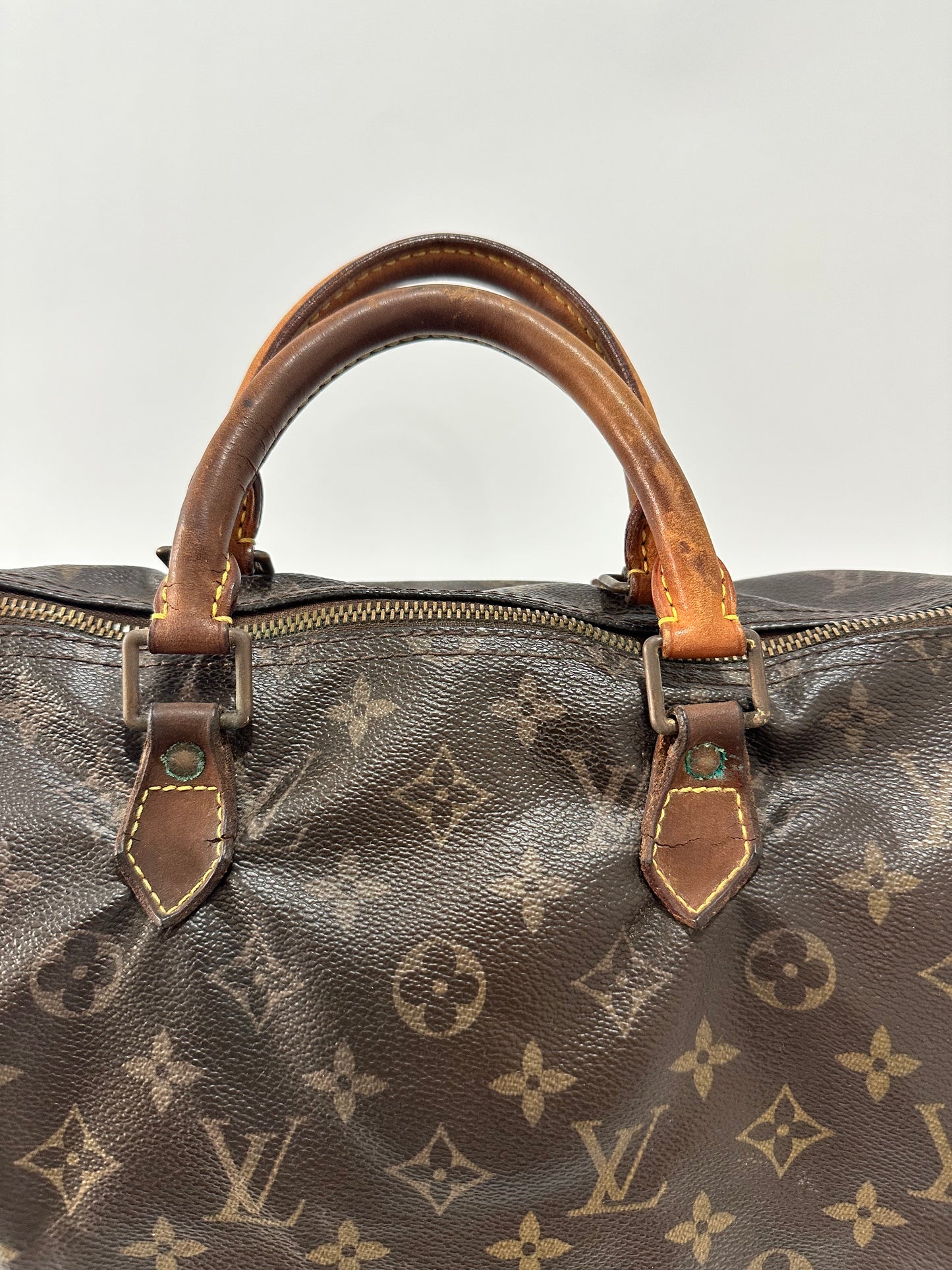 LOUIS VUITTON Monogram Speedy 35