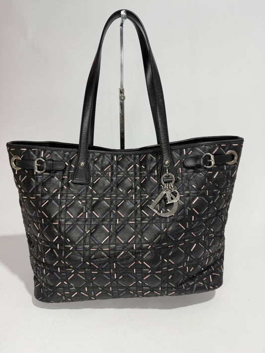 Christian Dior
Cannage Panarea Medium
