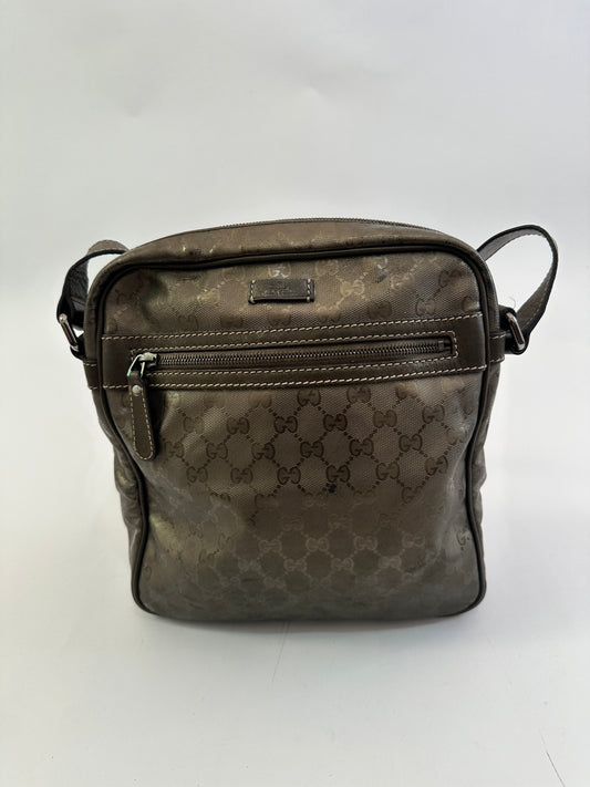 GUCCI
Imprime Monogram Medium Messenger Bag Pewter