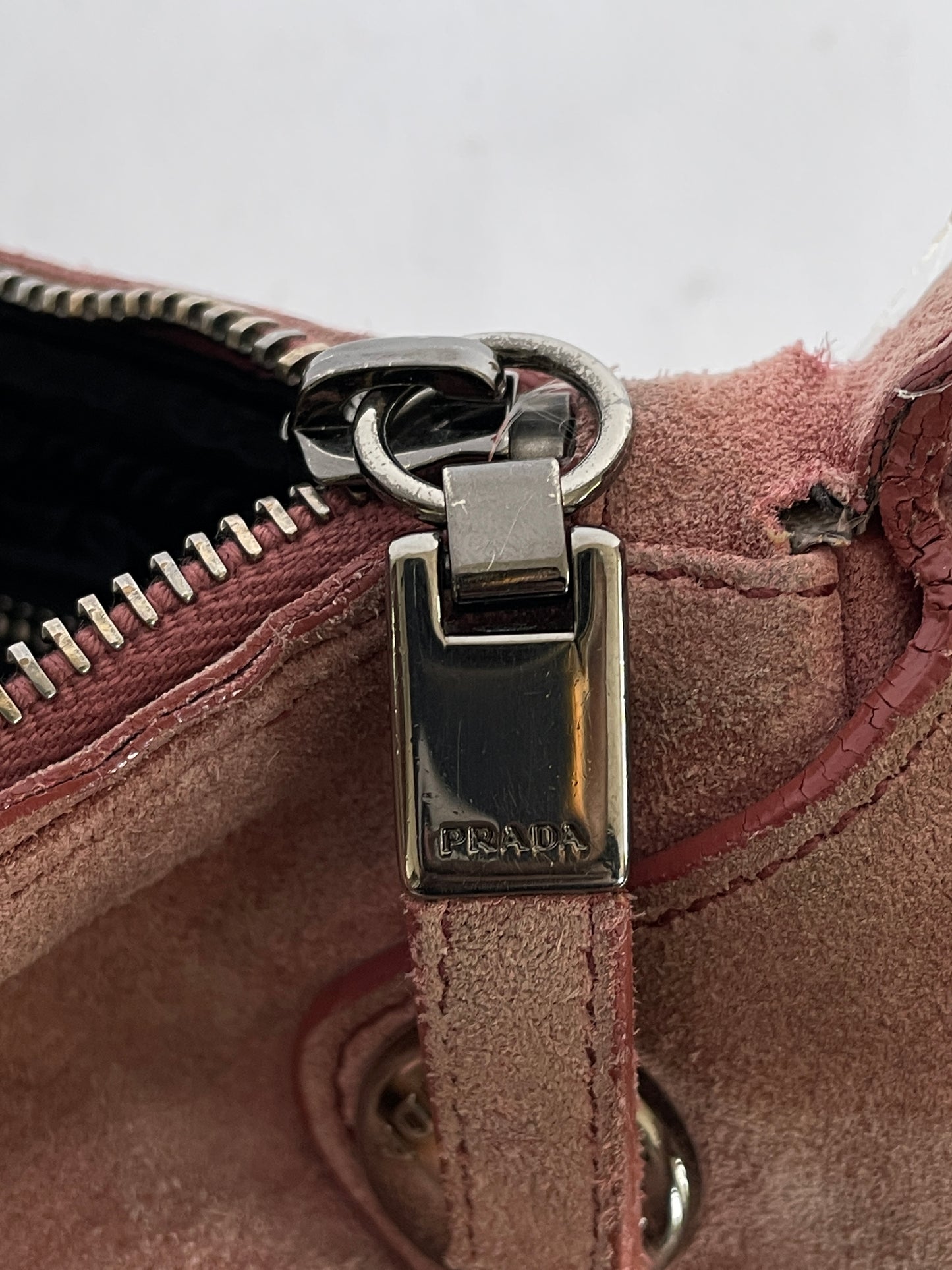 VINTAGE PRADA Pink Women’s Suede Shoulder bag.