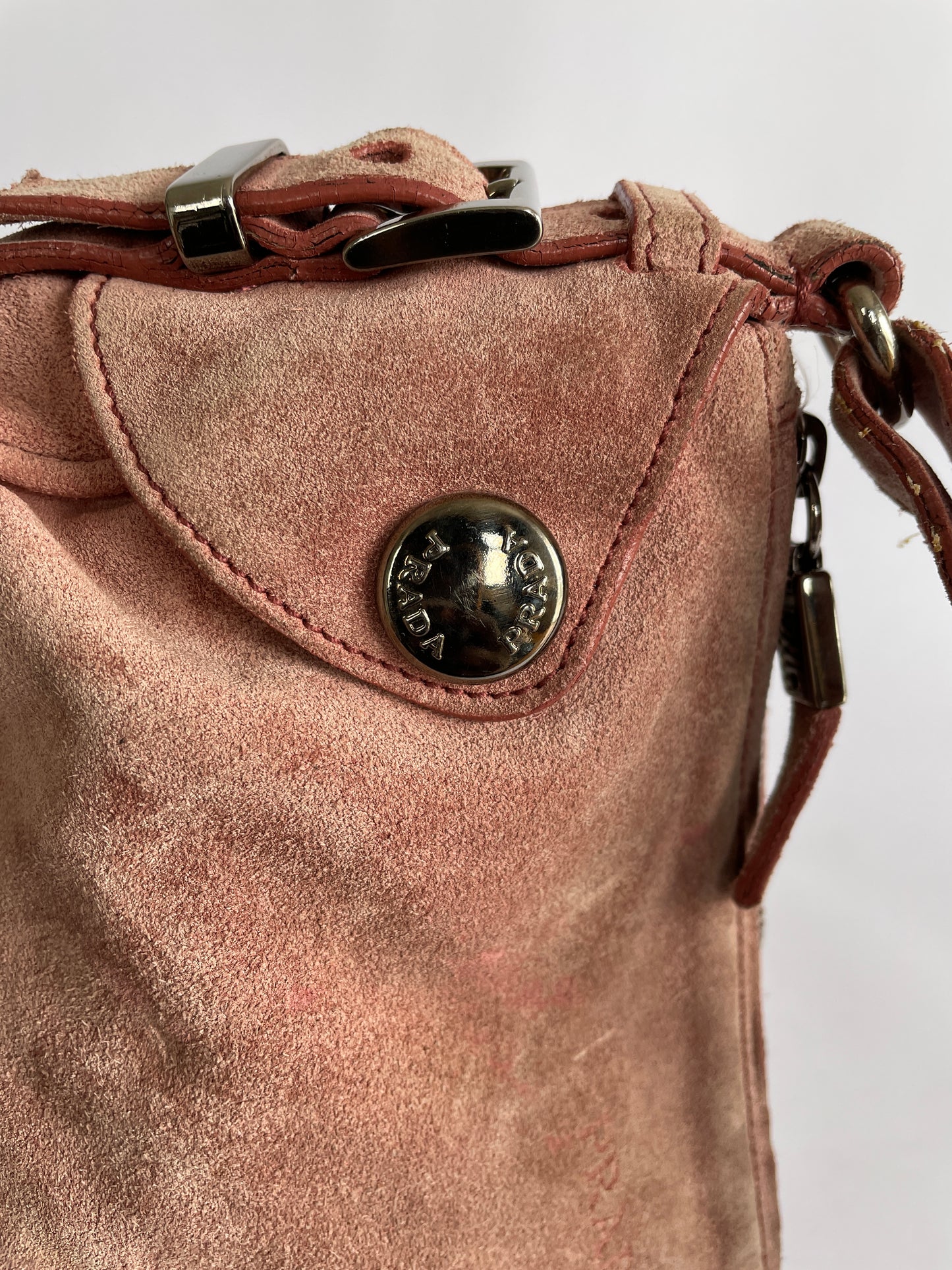 VINTAGE PRADA Pink Women’s Suede Shoulder bag.